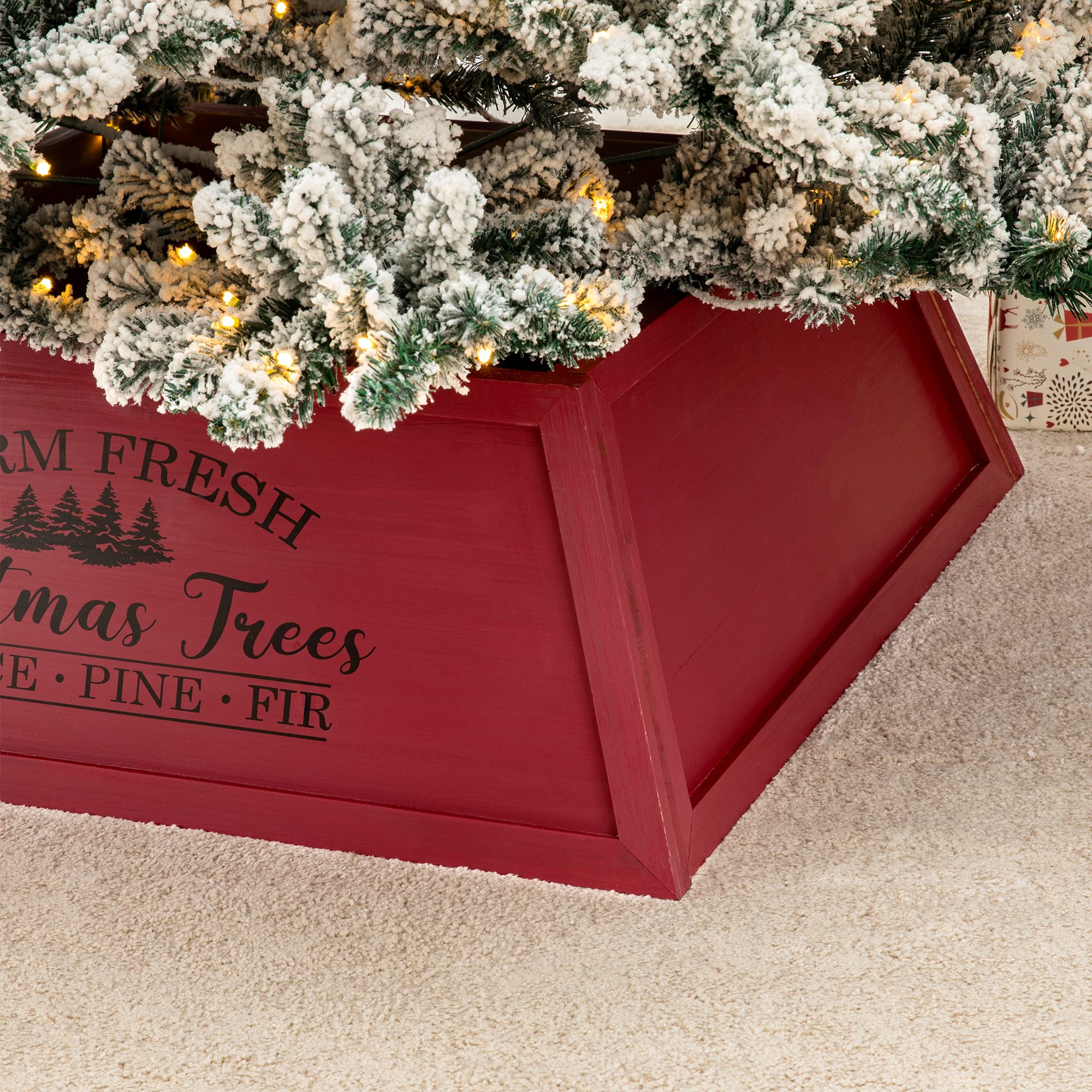 Glitzhome&#xAE; 32&#x22; Red Trapezoid Farm Fresh Christmas Tree Collar