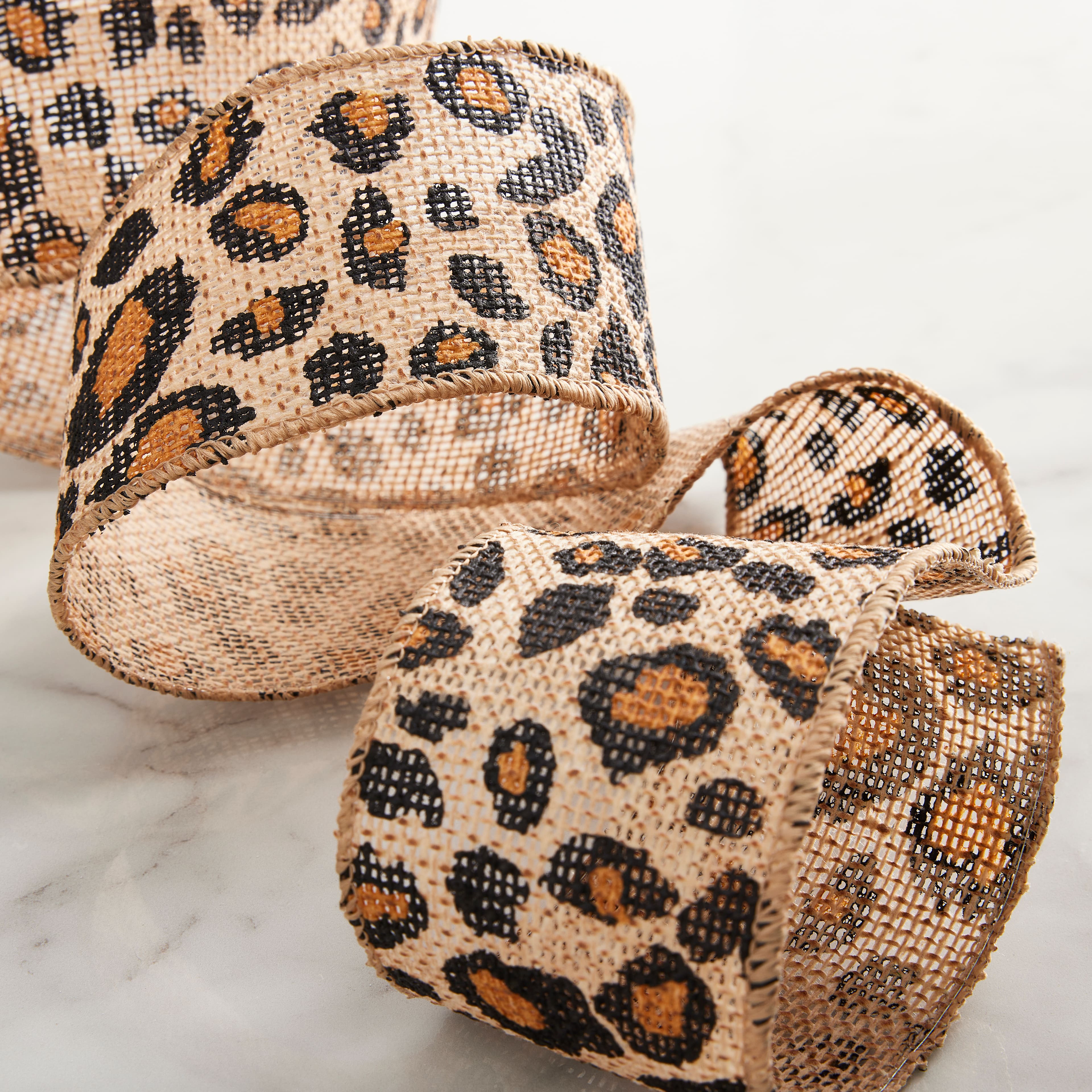 2.5&#x27;&#x27; x 3yd. Faux Burlap Wired Cheetah Ribbon by Celebrate It&#xAE;