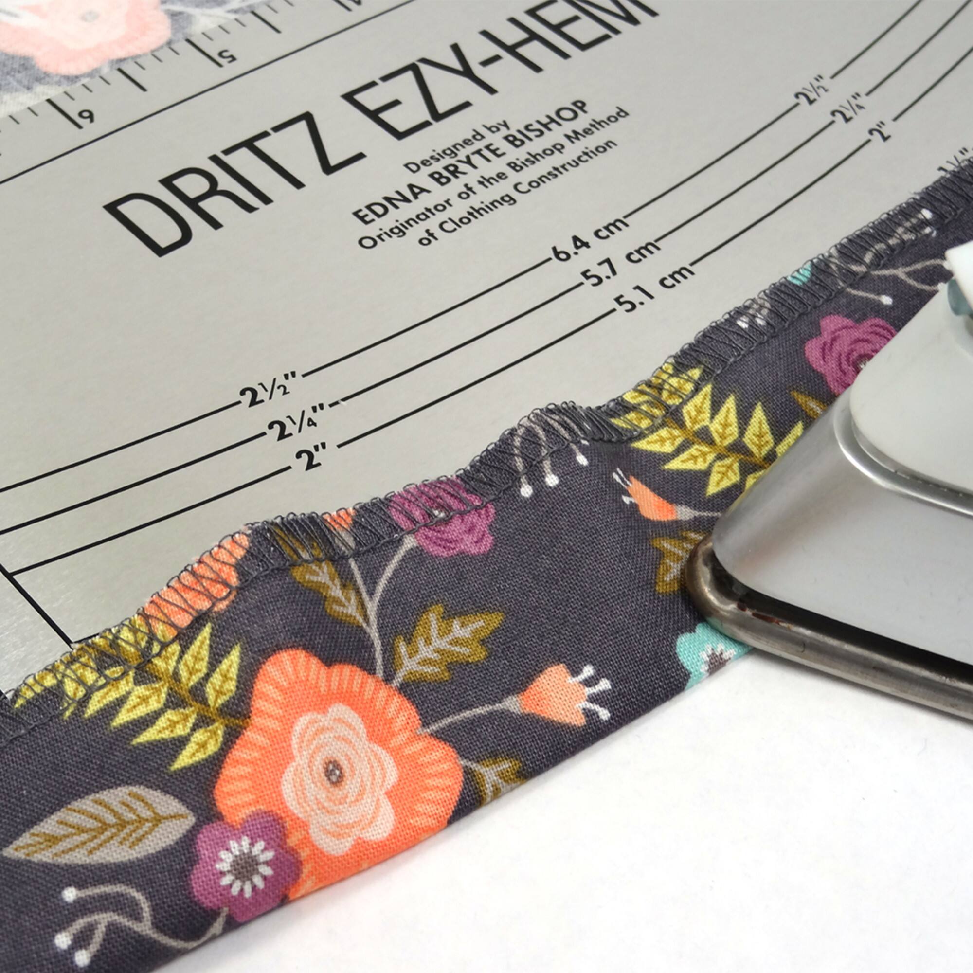 Dritz&#xAE; Ezy-Hem Gauge