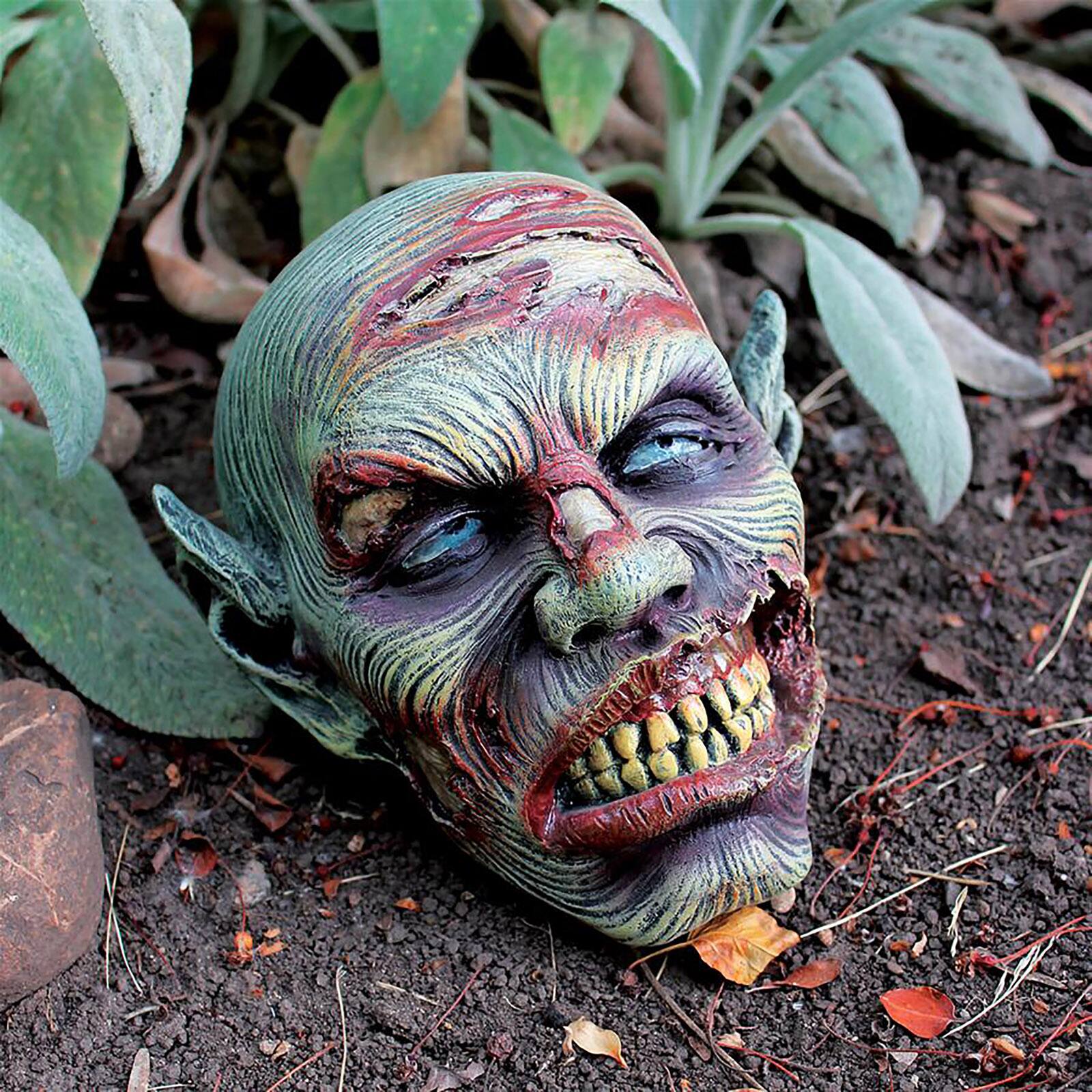 Design Toscano Lost Zombie Head Statues Set