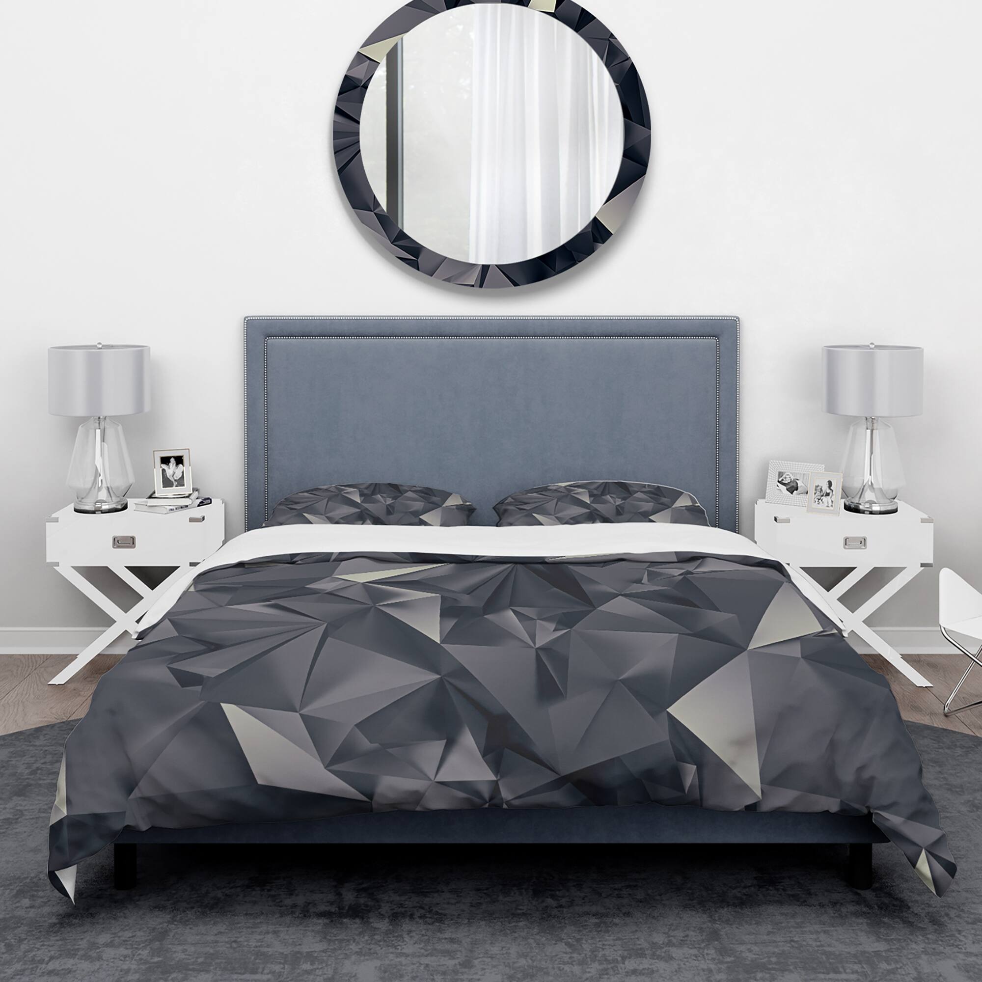 Designart 'Geometric Triangular Shades of Black' Modern & Contemporary Bedding Set - Duvet Cover & Shams