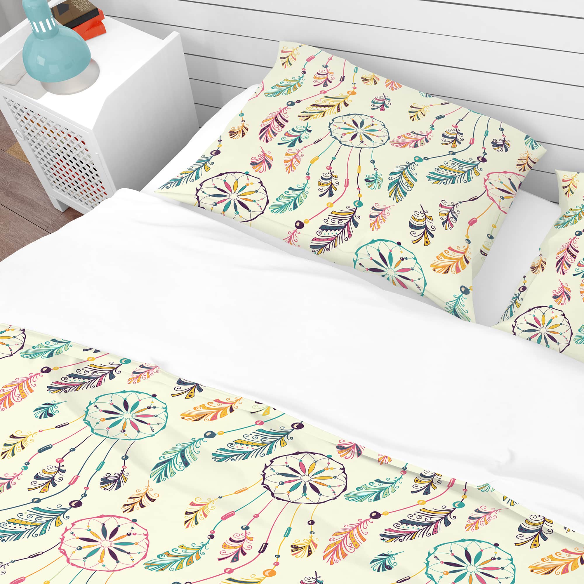 Designart 'Pattern with Native Indian-American Dream Catcher' Southwestern Bedding Set