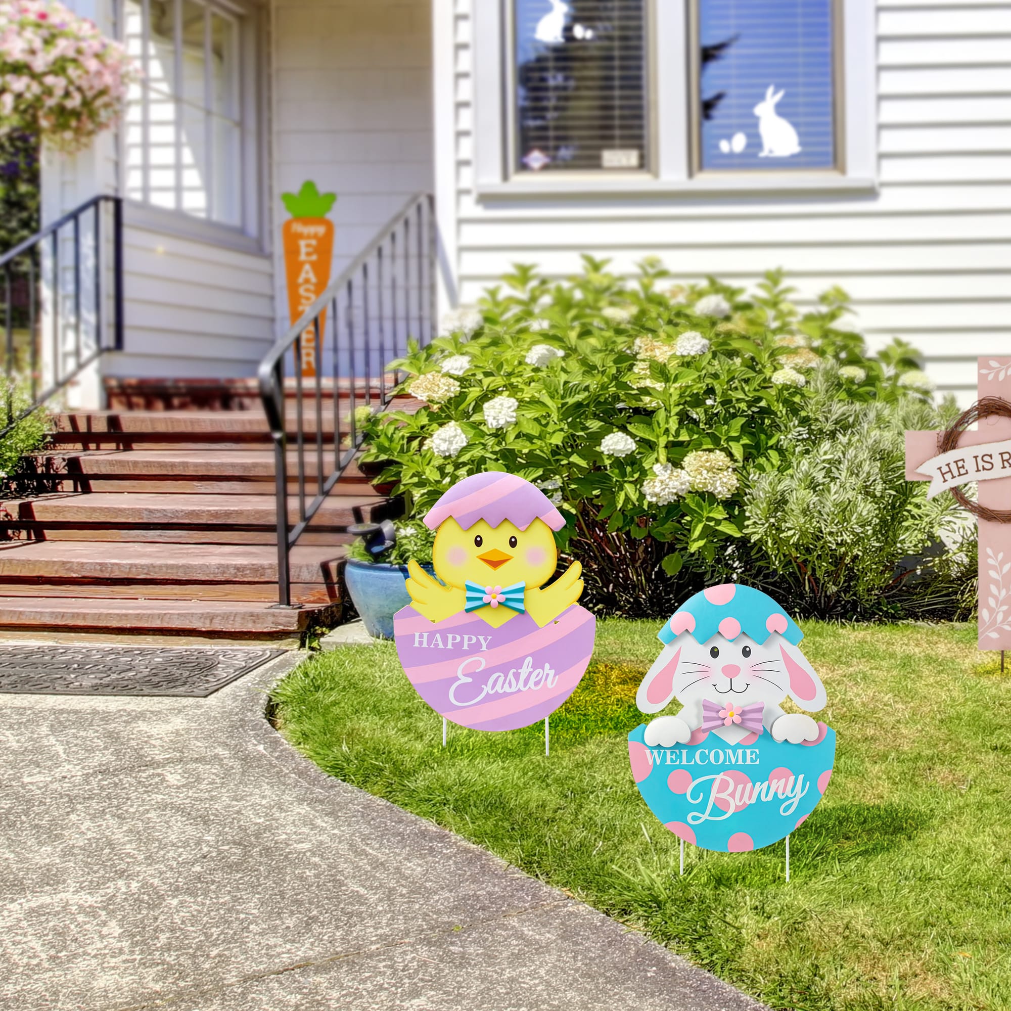 Glitzhome&#xAE; 24&#x22; Easter Metal Bunny &#x26; Chick Egg Yard Stake Set