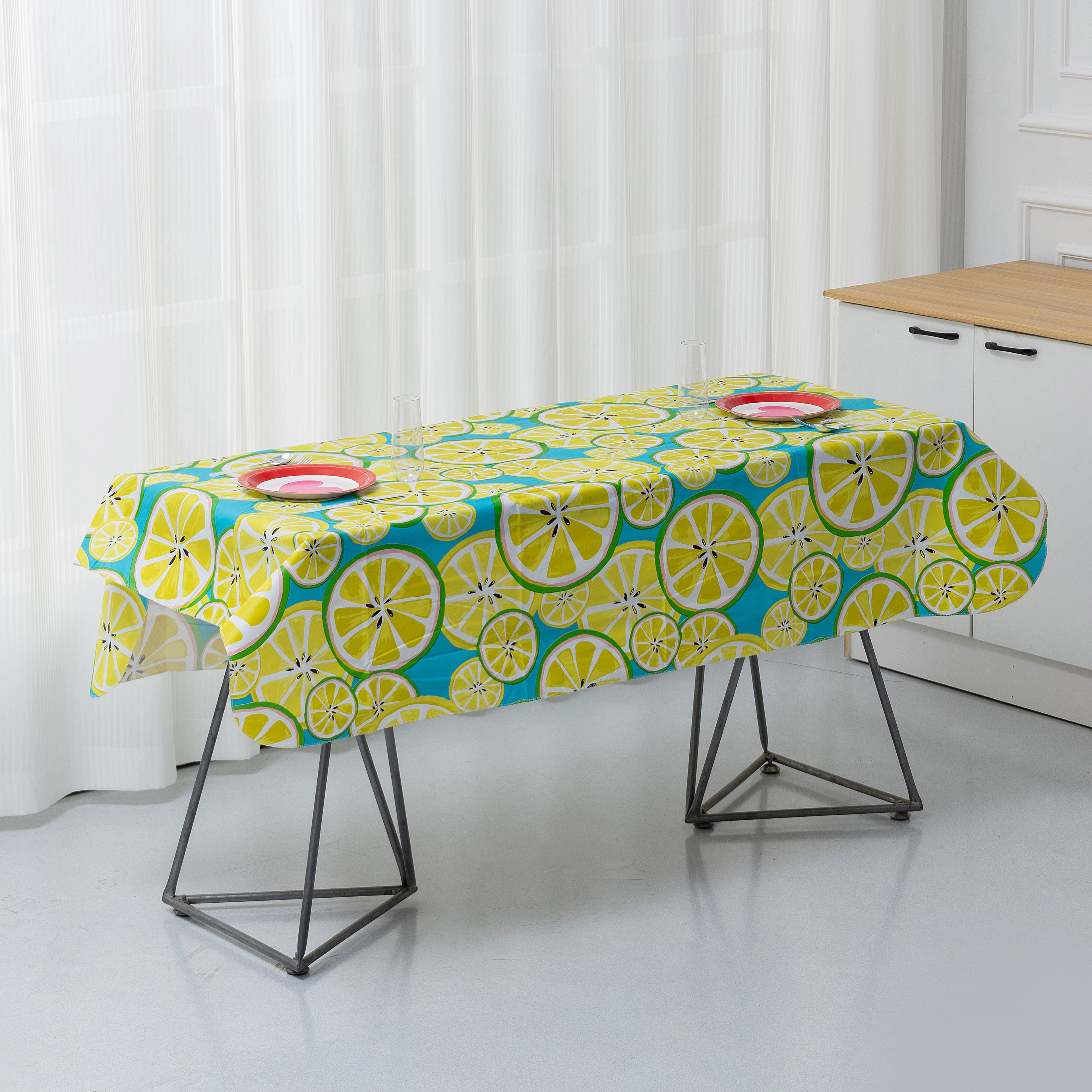 70&#x22; Lemon &#x26; Lime Slice Table Cover by Ashland&#xAE;
