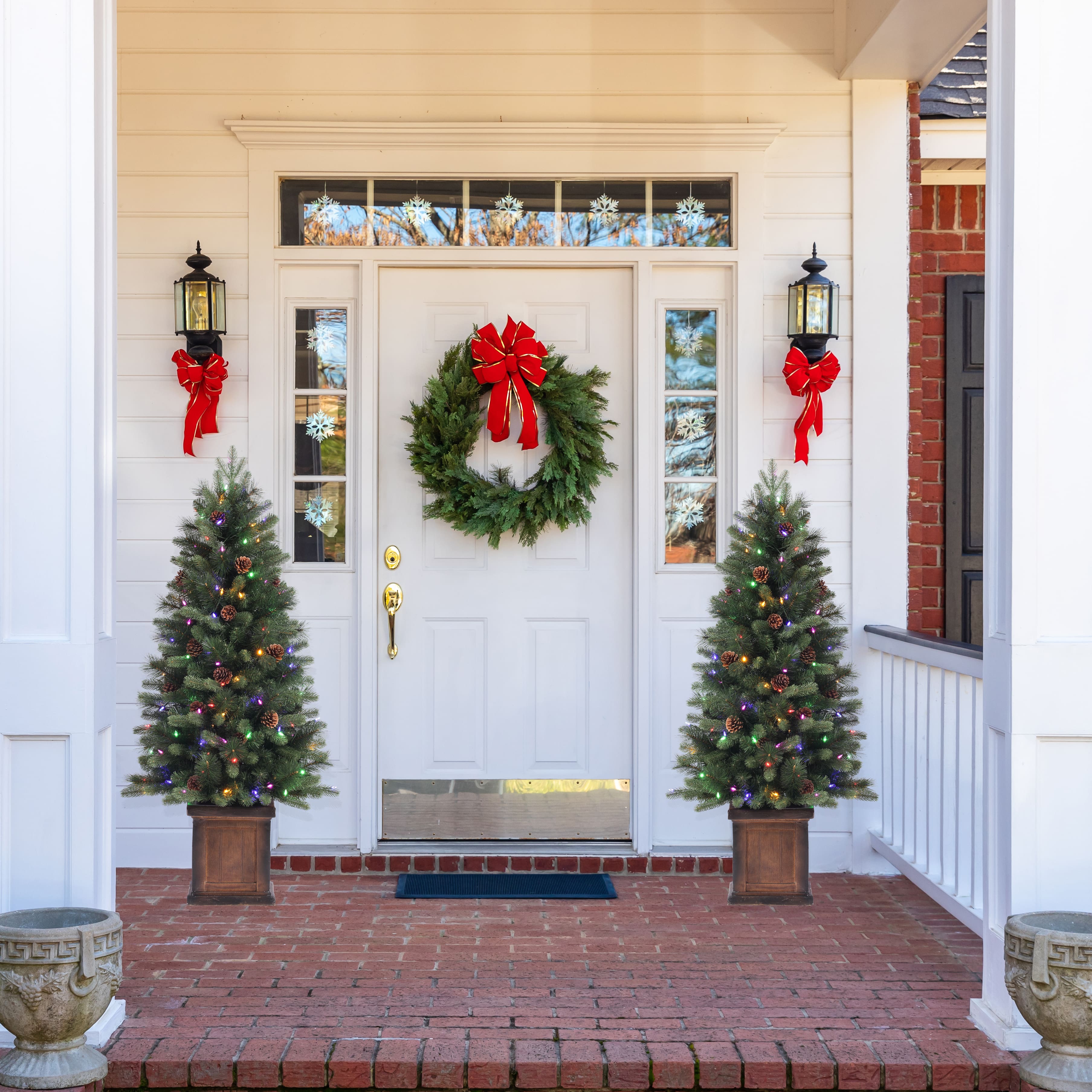 4.5ft. Pre-Lit Brookdale Fir Artificial Potted Christmas Tree, Color Changing T5 LED Lights