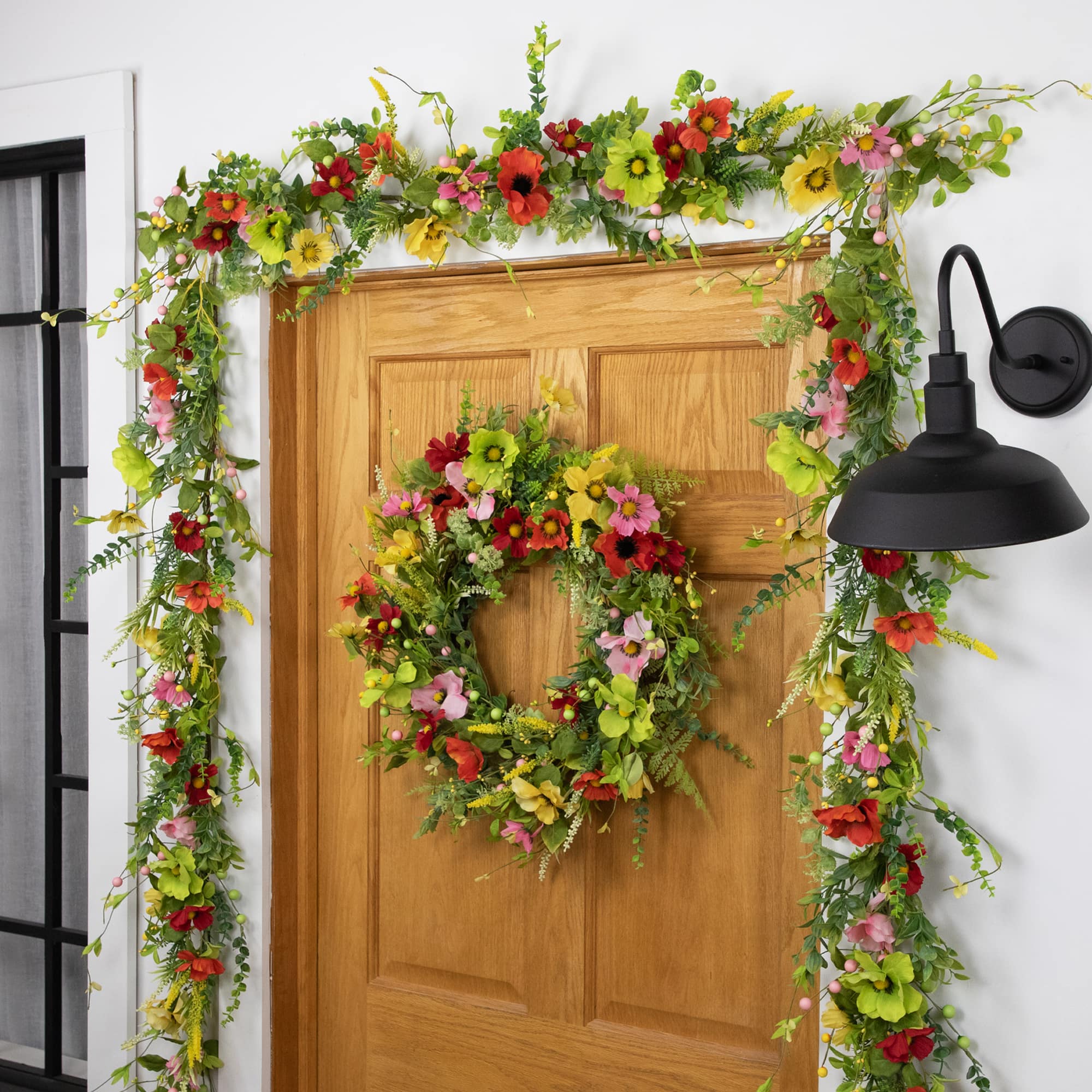 26&#x22; Poppy &#x26; Eucalyptus Spring Wreath