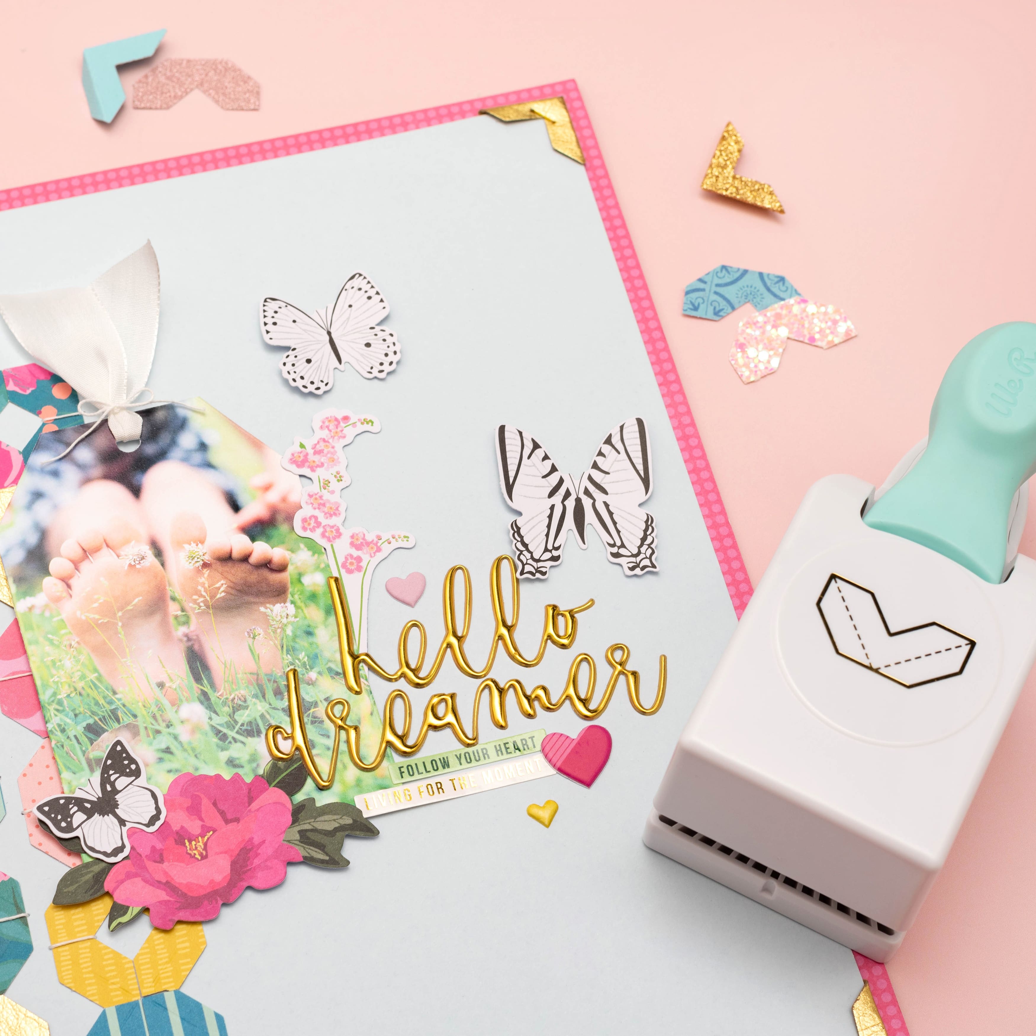 We R Memory Keepers&#xAE; Embossing Punch &#x2013; 1&#x22; Photo Corners