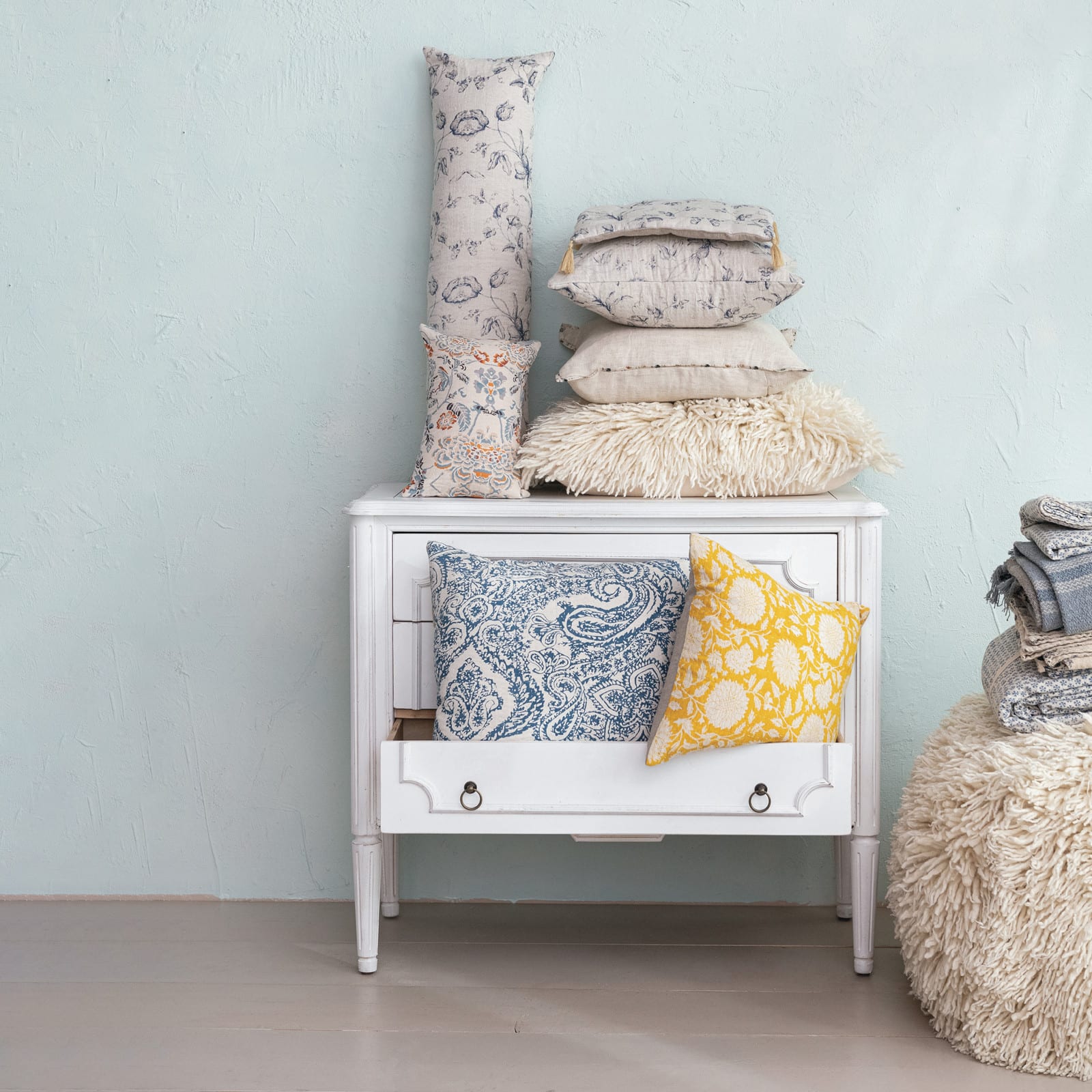 Hello Honey® White New Zealand Wool & Cotton Lumbar Pillow