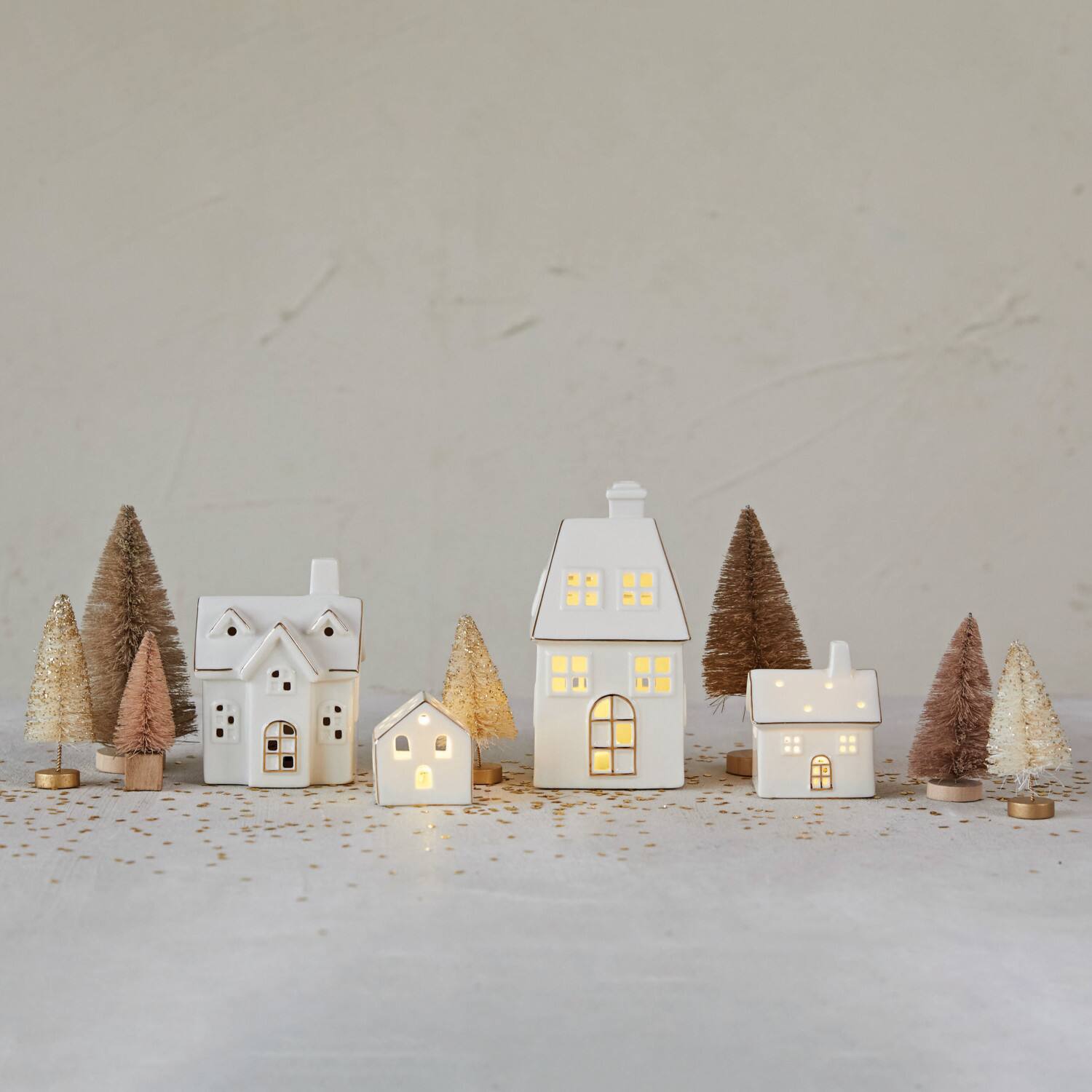 Hello Honey® White LED Stoneware Village with Gold Electroplating