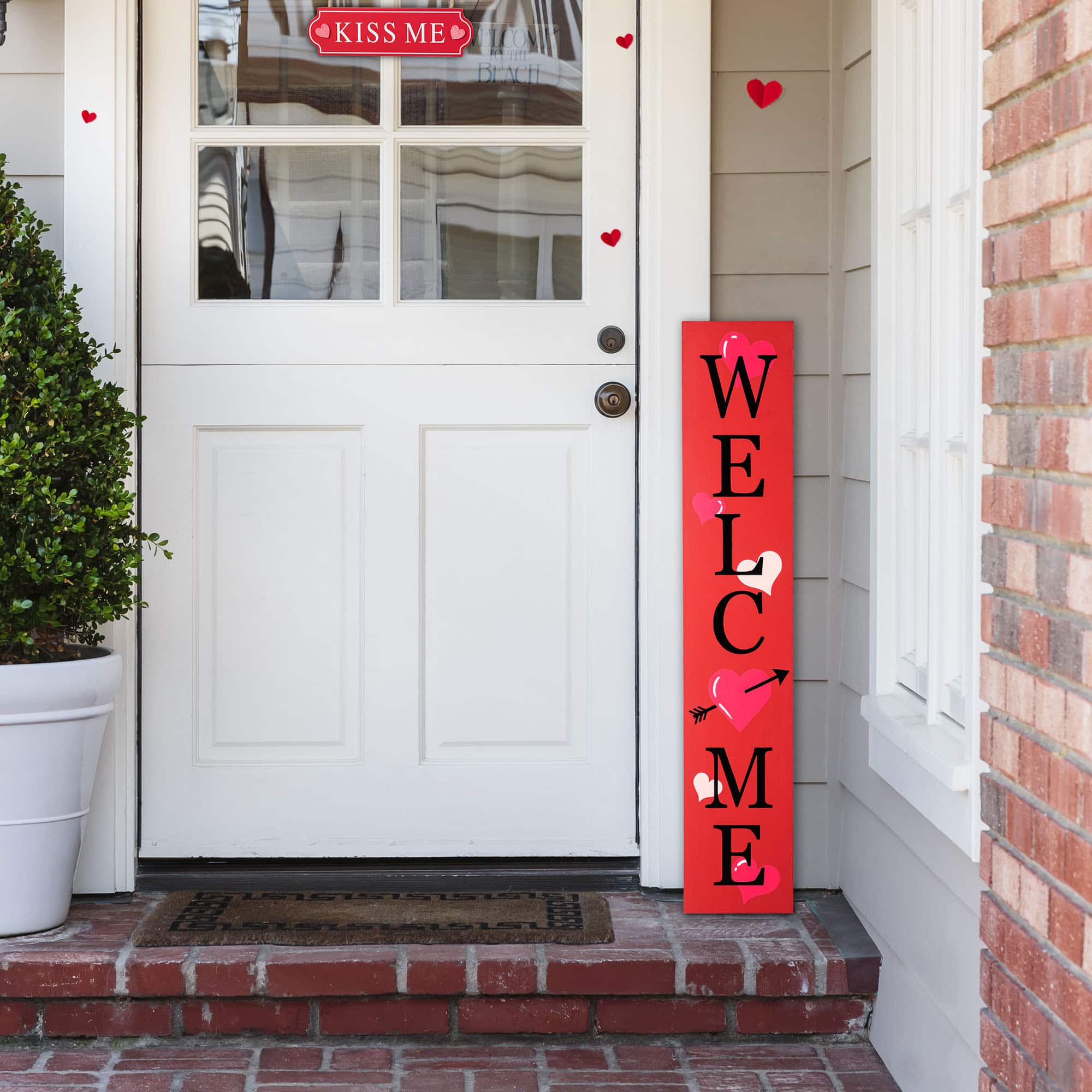 Glitzhome&#xAE; 36&#x22; Valentine&#x27;s Wooden Welcome Porch Sign