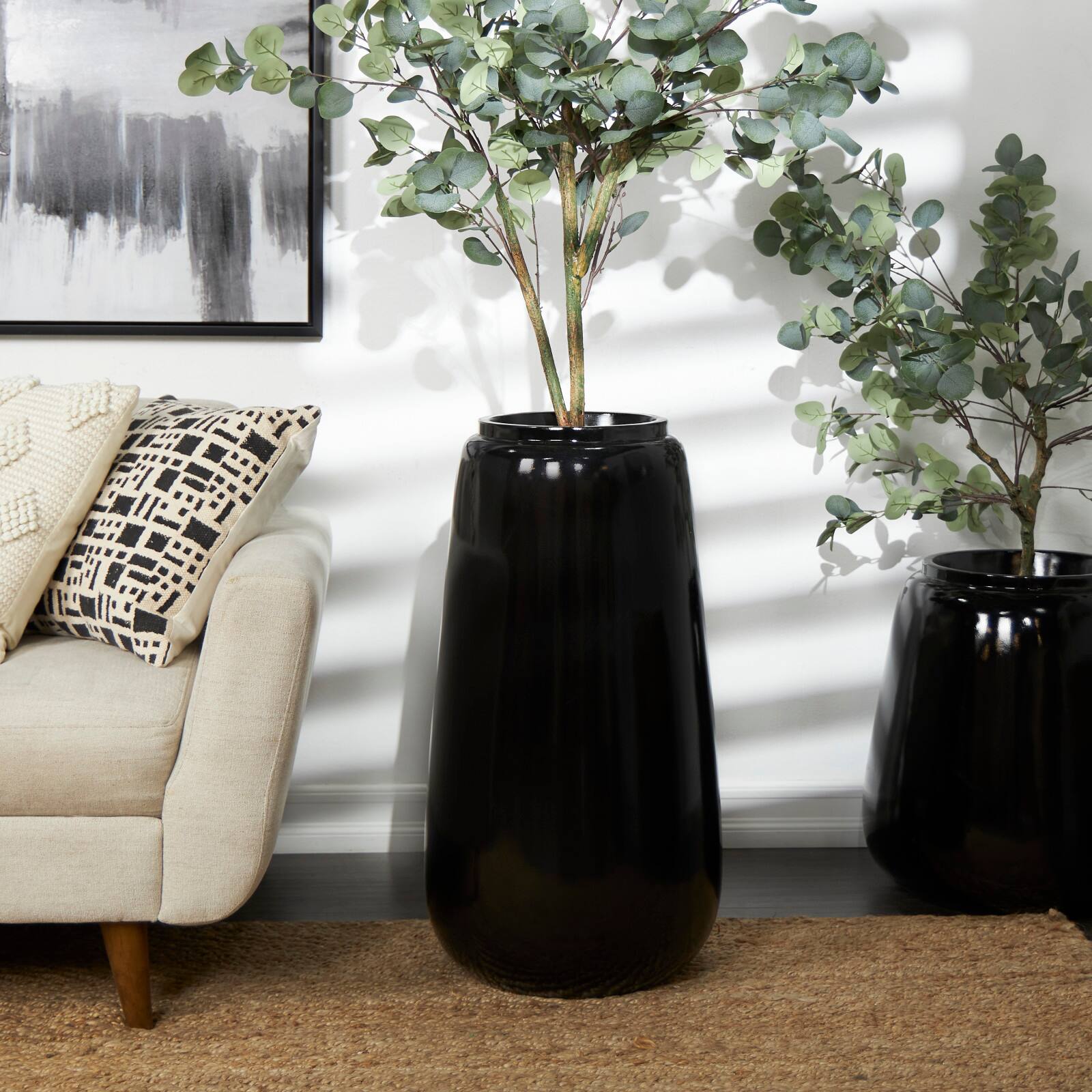 30&#x22; Black Modern Vase