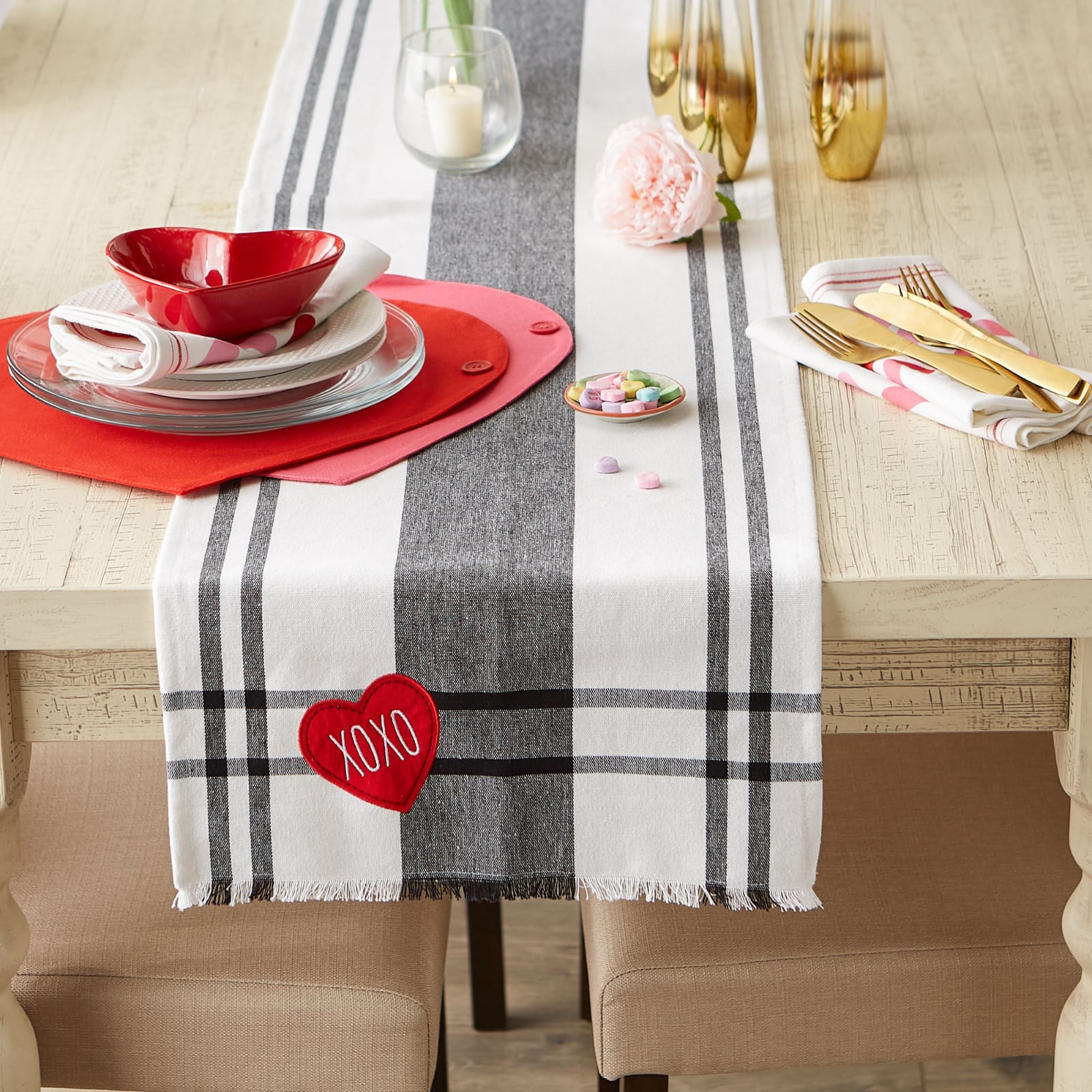 DII&#xAE; 72&#x22; Heart XOXO Plaid Table Runner