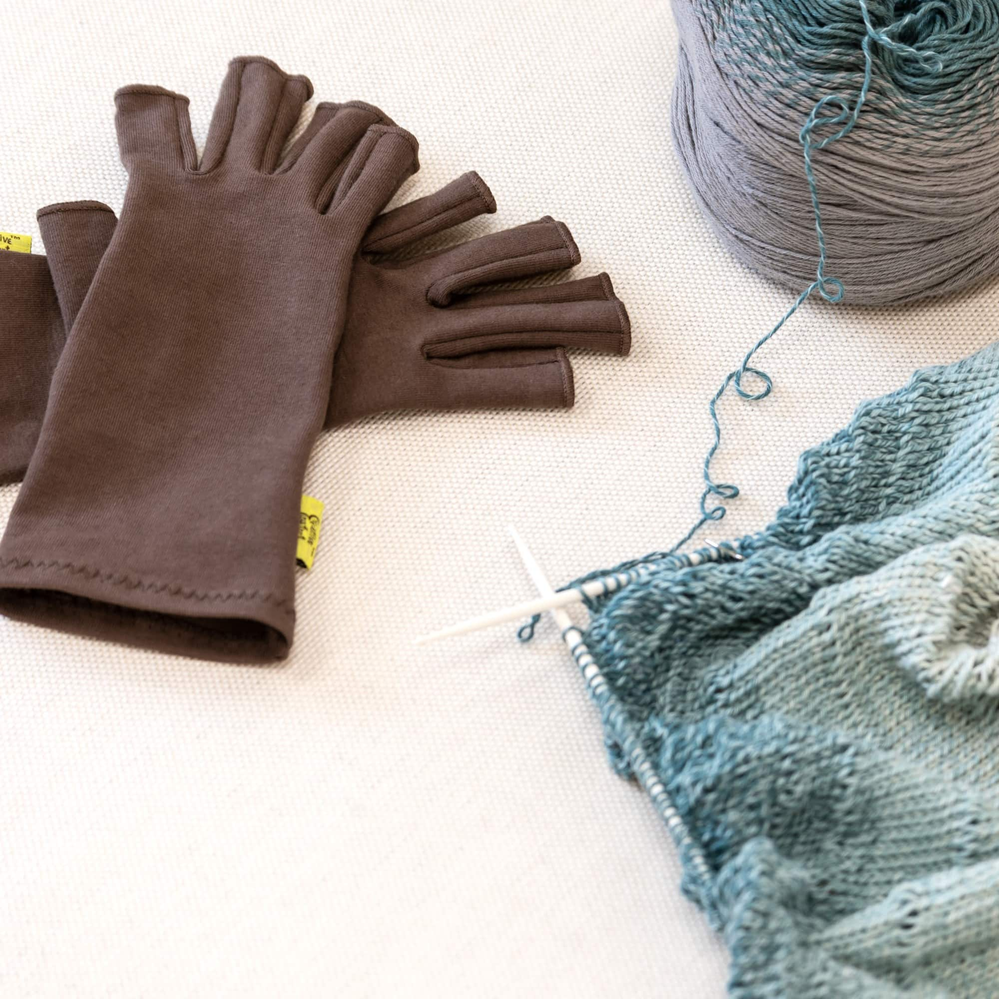 crafters compression gloves