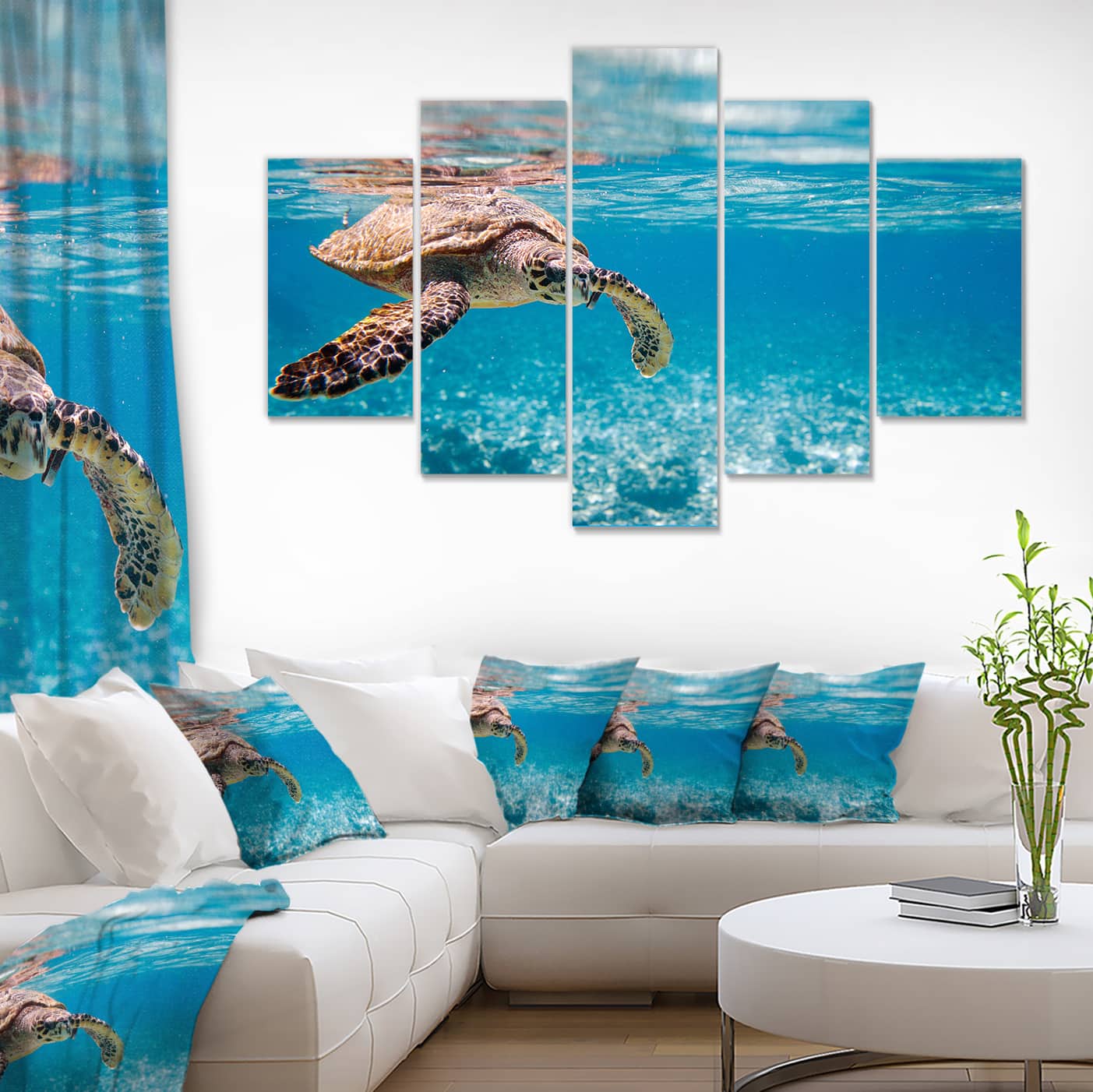 Designart - Large Hawksbill Sea Turtle - Abstract Canvas Art Print