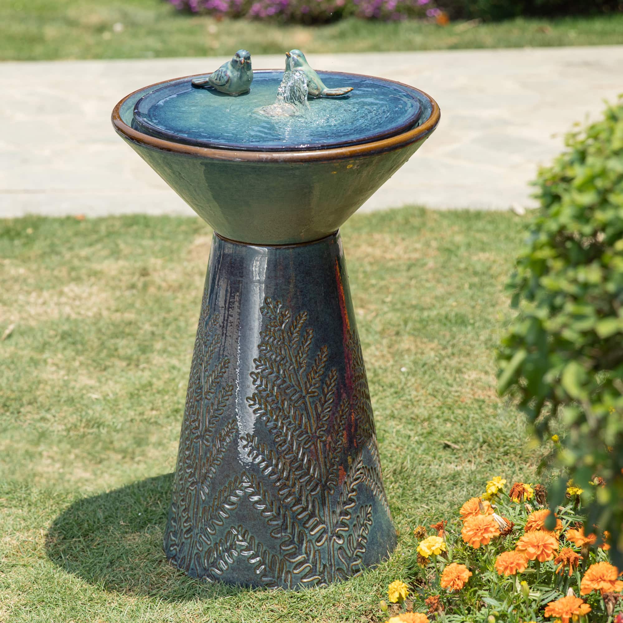 Glitzhome&#xAE; 27.5&#x22; LED Bird Pedestal Ceramic Fountain
