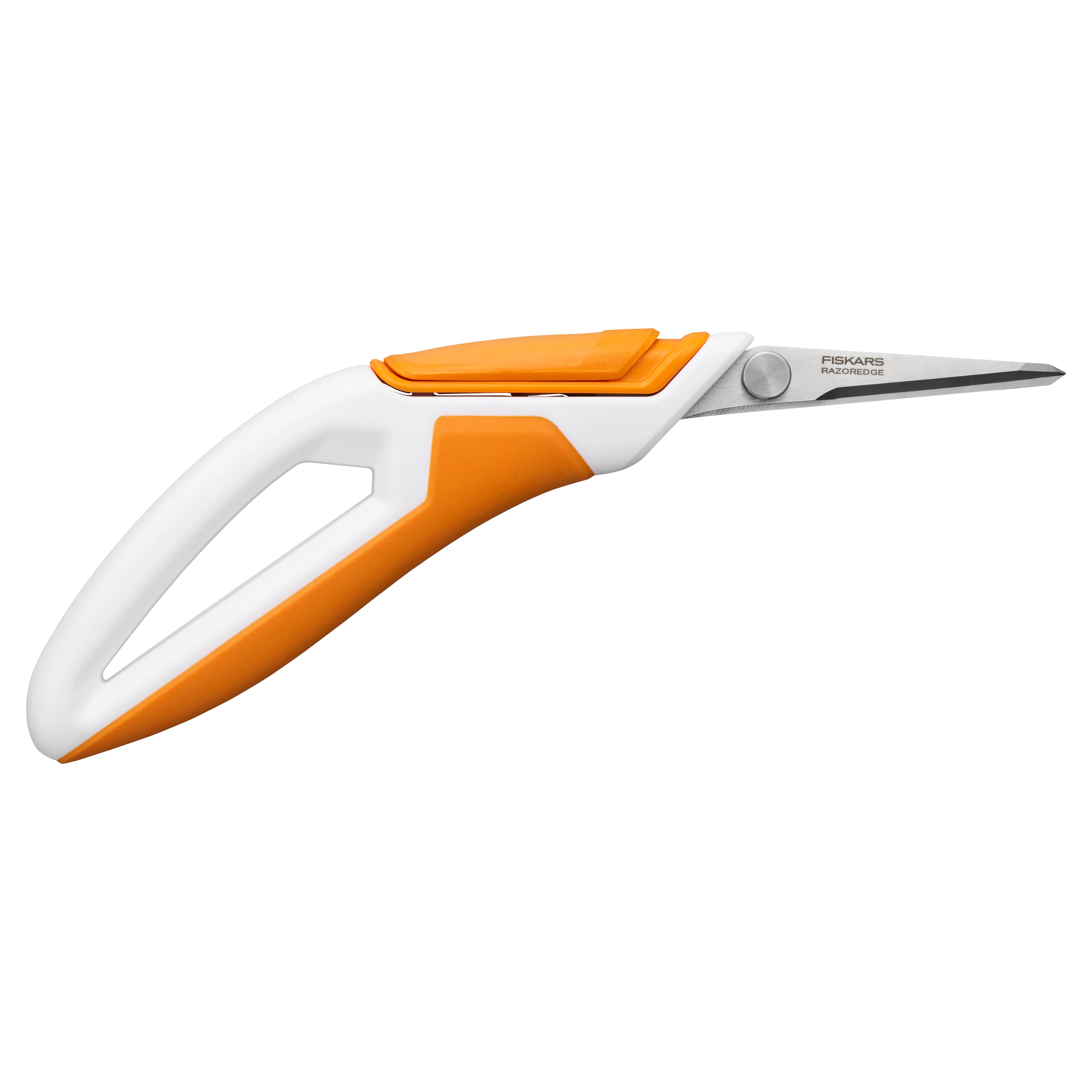 Fiskars&#xAE; Total Control&#xAE; RazerEdge&#x2122; Scissors
