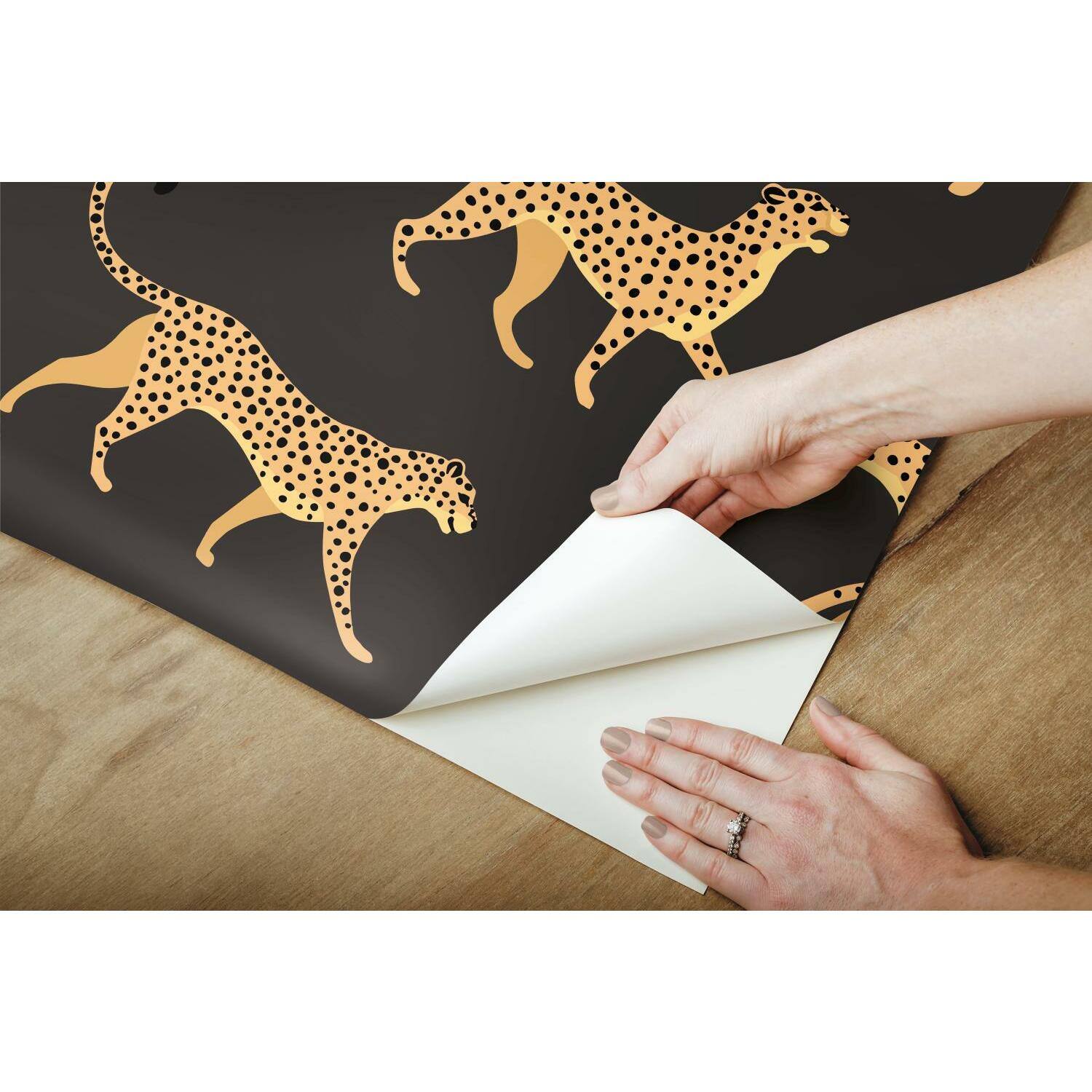RoomMates Cheetah Cheetah Peel &#x26; Stick Wallpaper