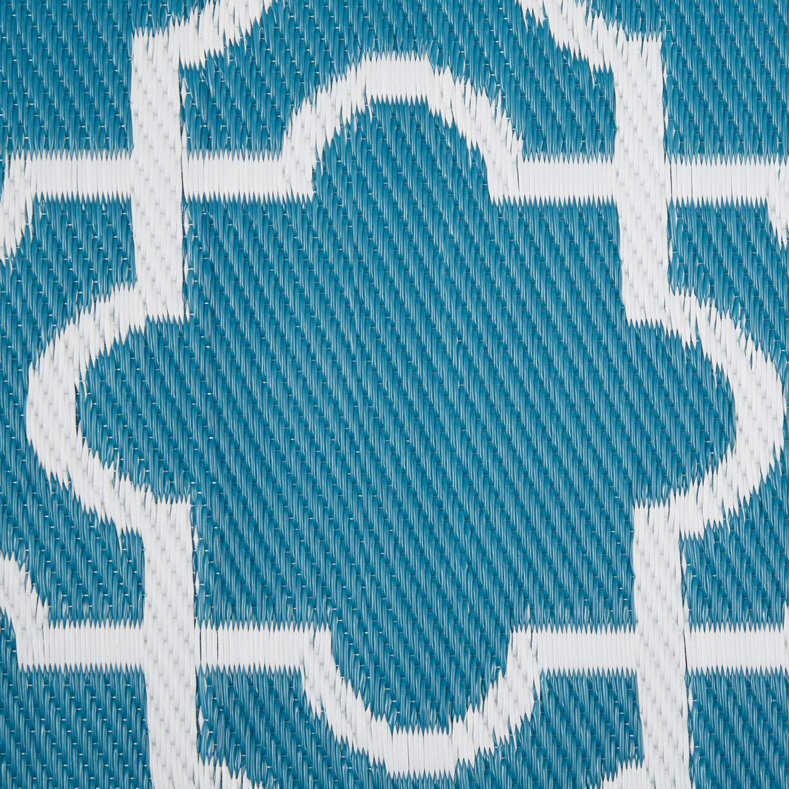 DII&#xAE; Storm Blue &#x26; White Lattice Outdoor Rug, 4ft. x 6ft.