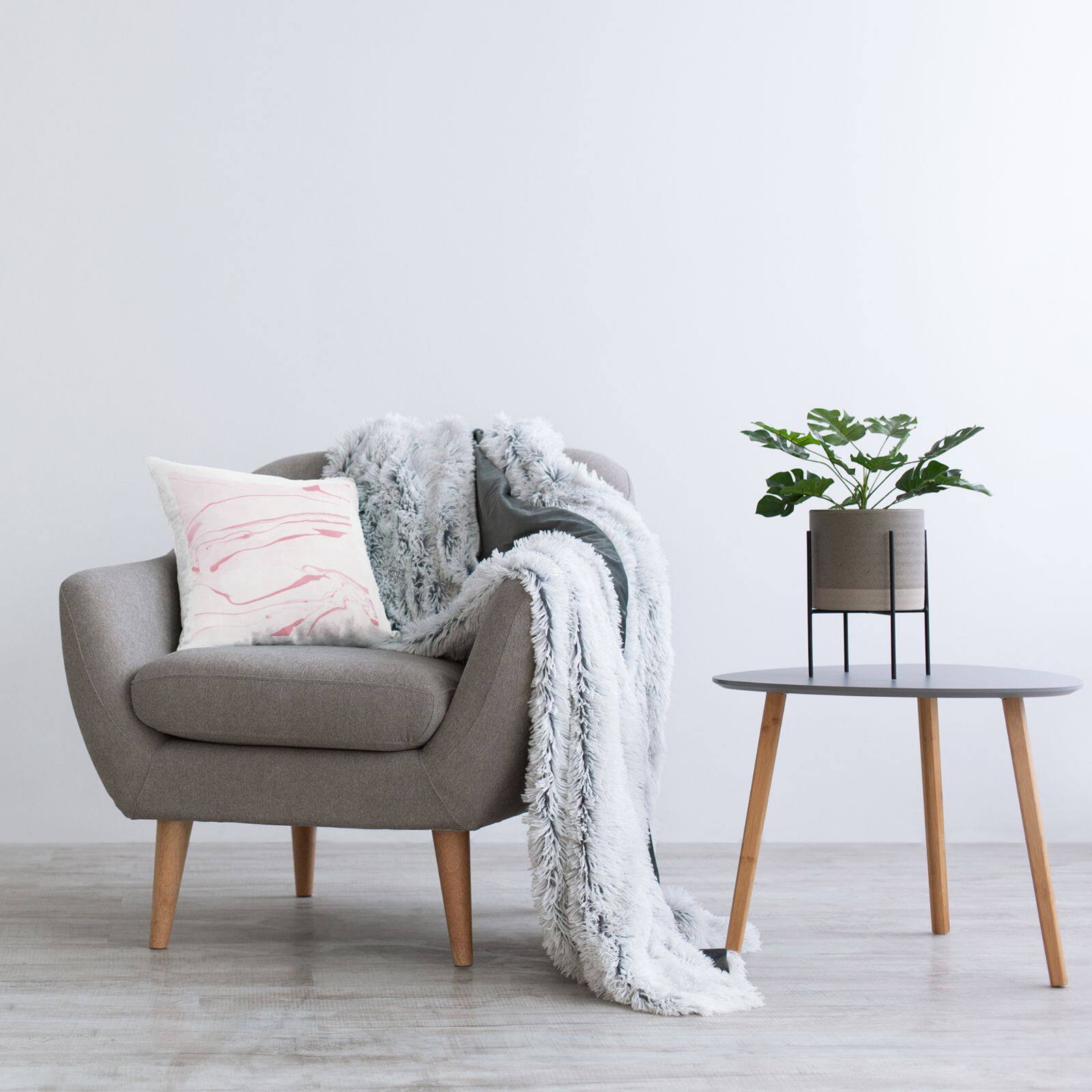 Stupell Industries Delicate Pink Fluid Marbled Lines Shapes Throw Pillow, 18" x 18"