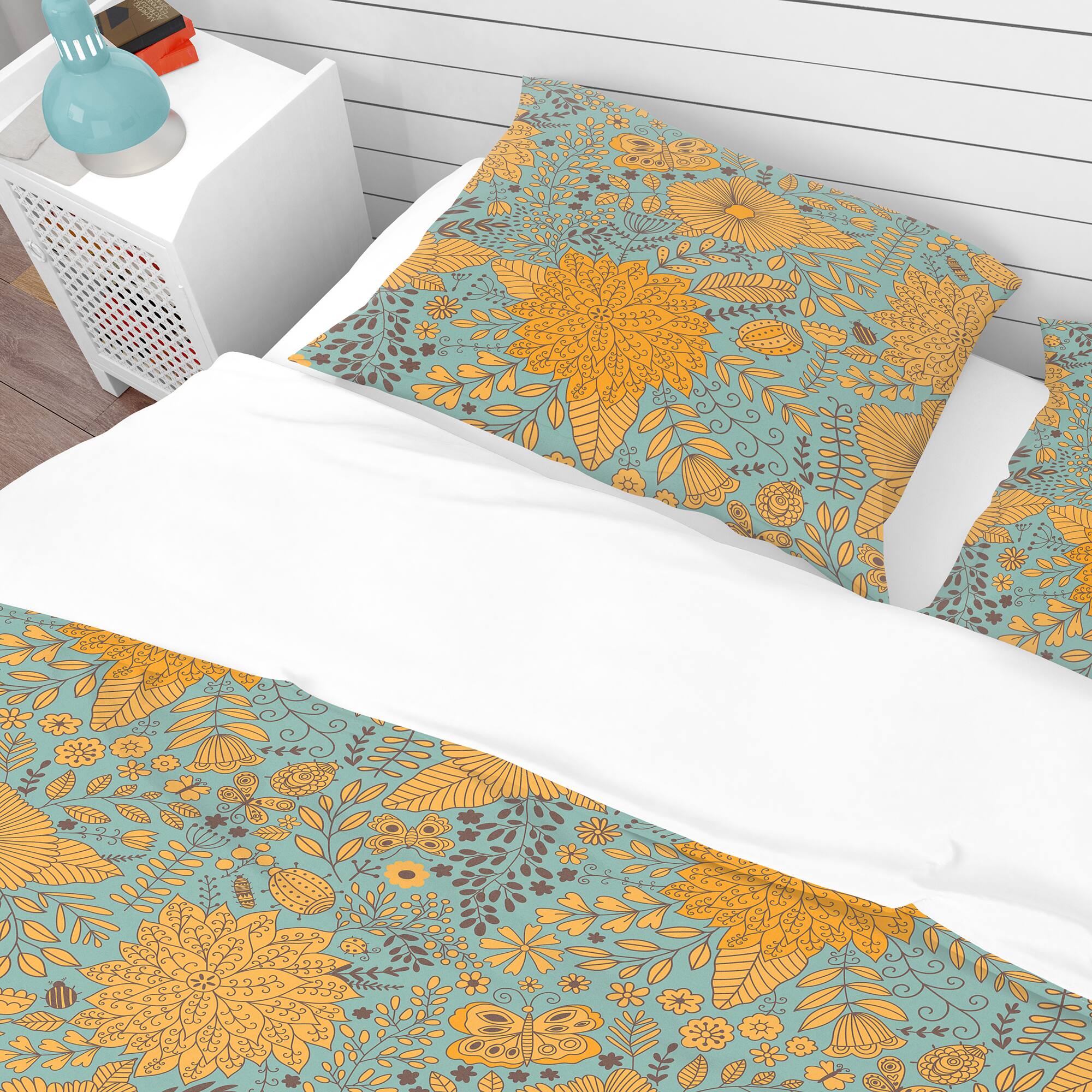 Designart &#x27;Flower Pattern Botanic Texture&#x27; Bohemian &#x26; Eclectic Bedding Set - Duvet Cover &#x26; Shams