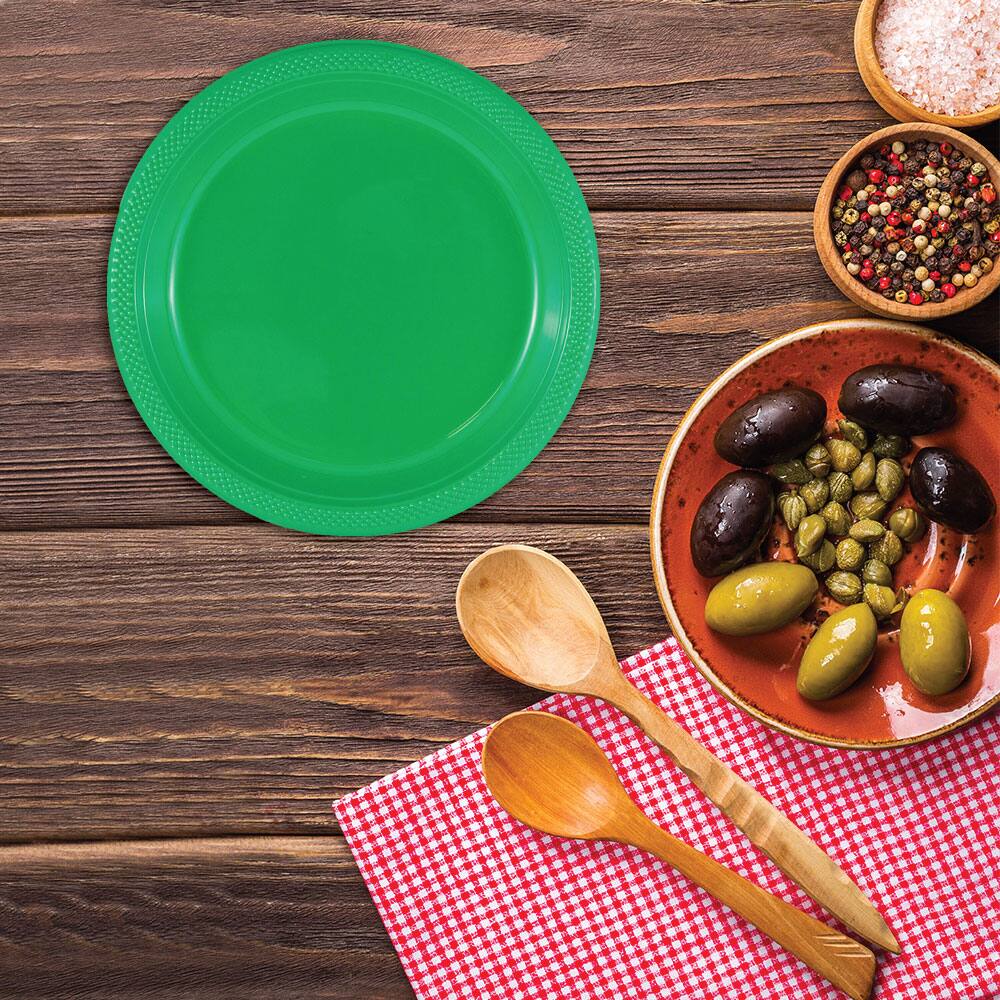 JAM Paper 9&#x22; Plastic Party Plates, 20ct.