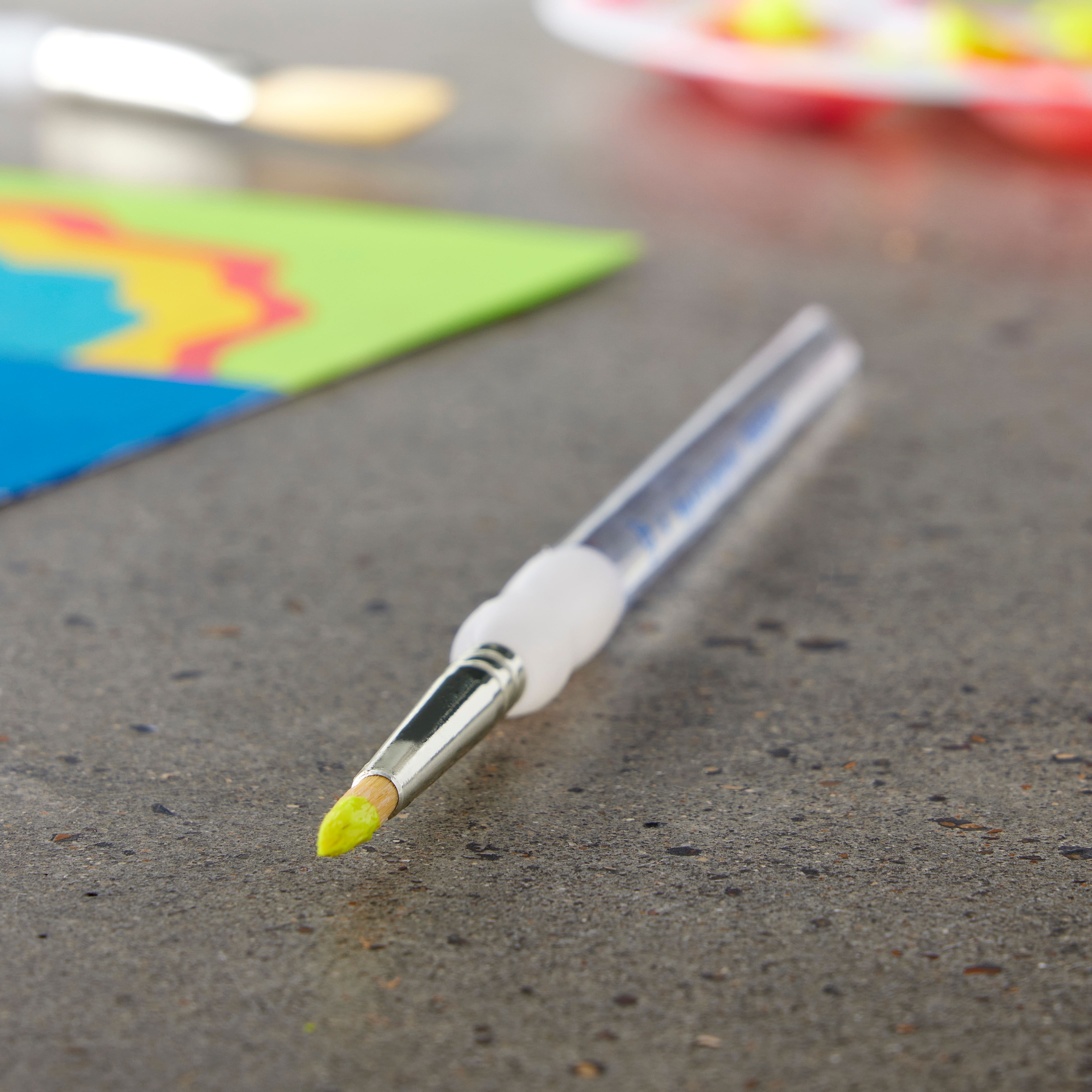 12 Pack: Royal & Langnickel® Soft-Grip™ Golden Taklon Short Handle Round Brush