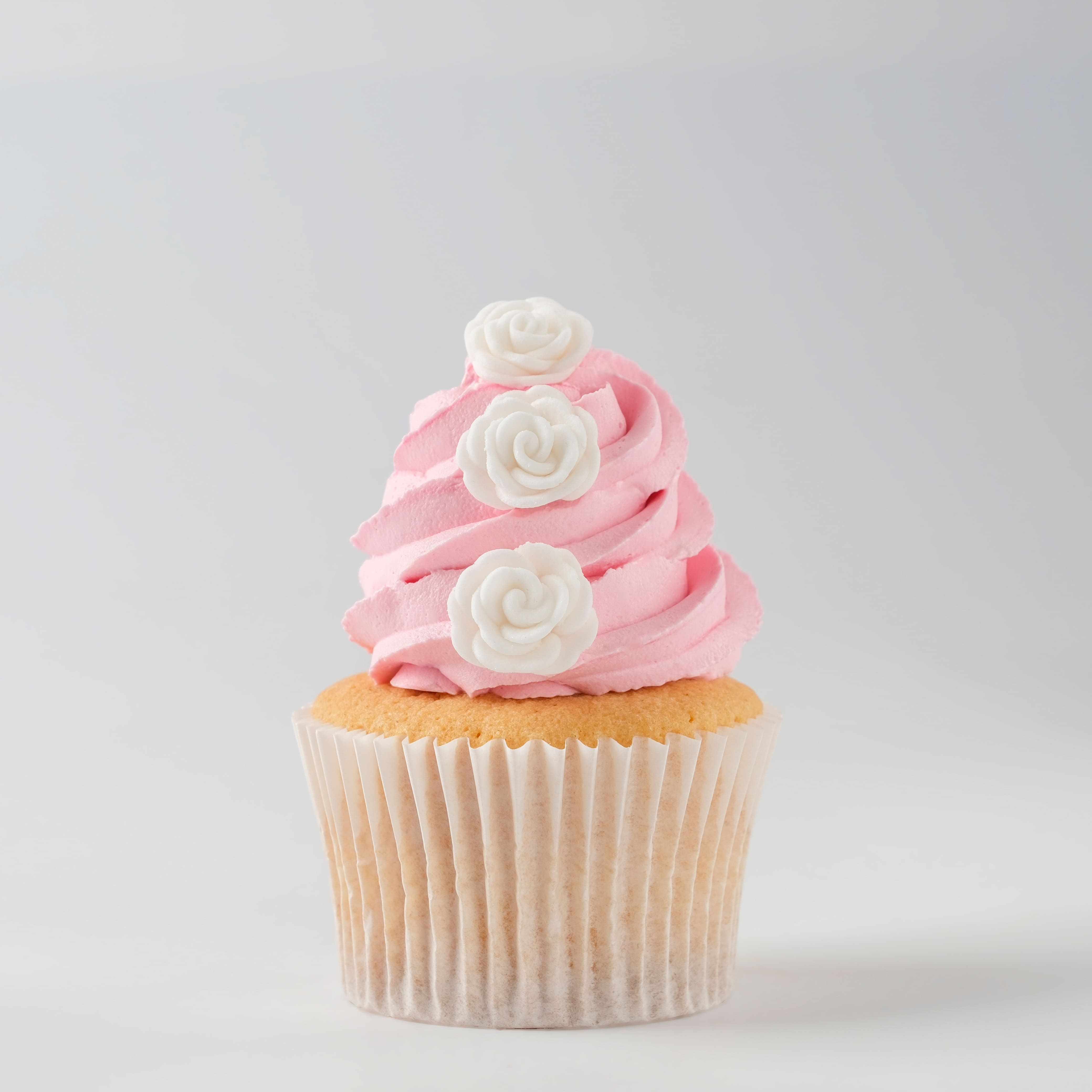 PME Cake Sweet Street&#xAE; Rose Icing Decorations, 12ct.