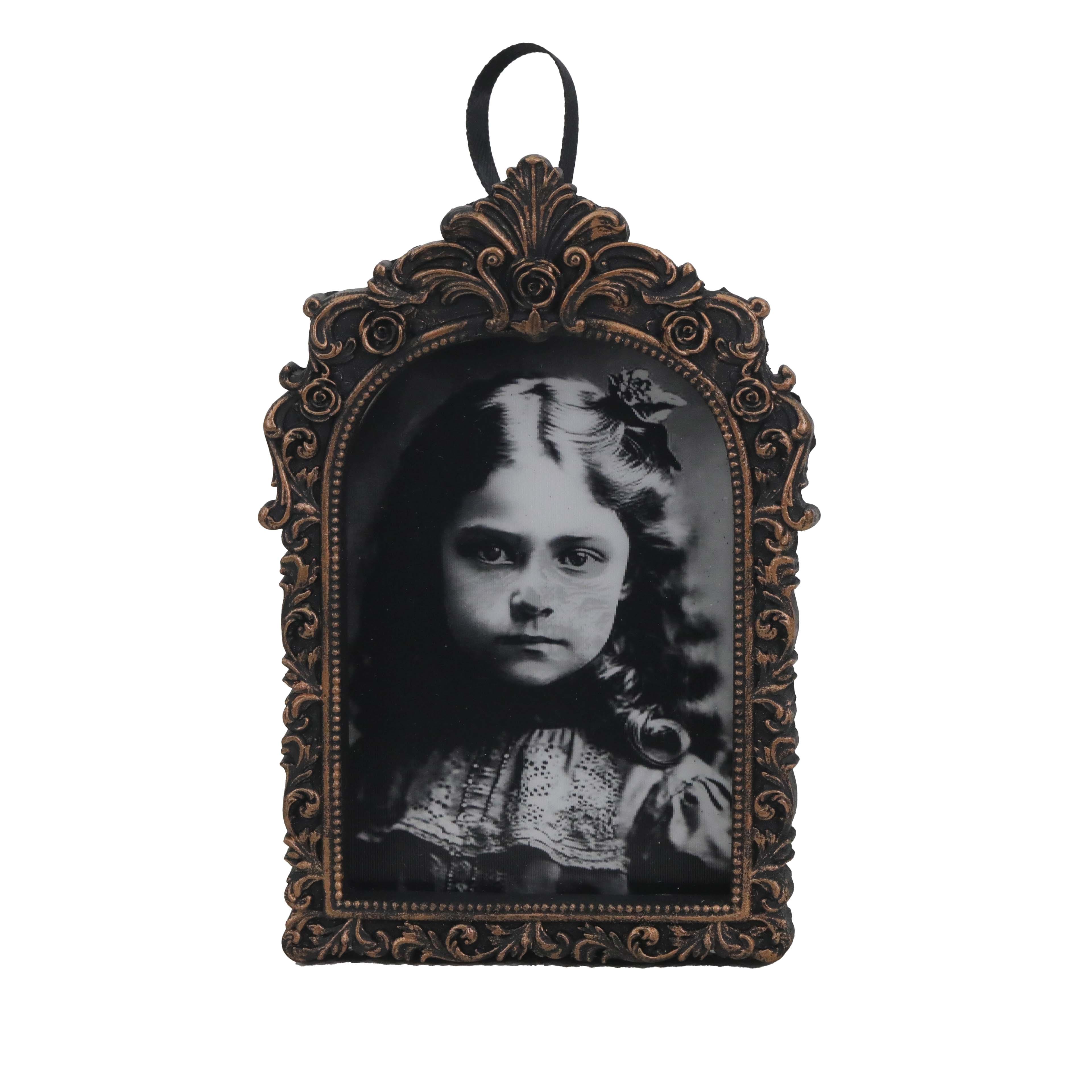 5&#x22; Zombie Girl Lenticular Frame by Ashland&#xAE;