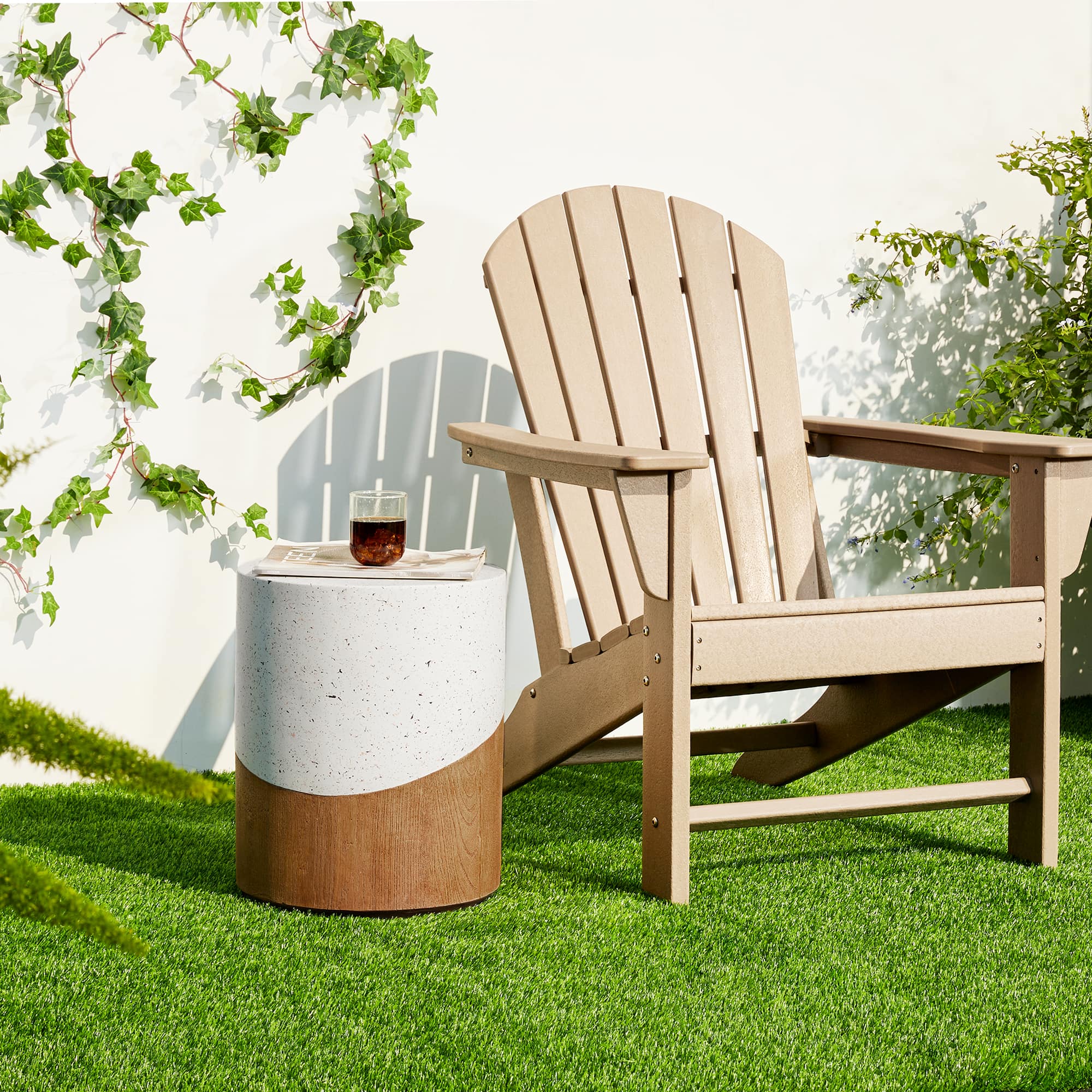 Glitzhome&#xAE; 17.25&#x22; Two Tone Faux Terrazzo &#x26; Wood Texture Garden Stool