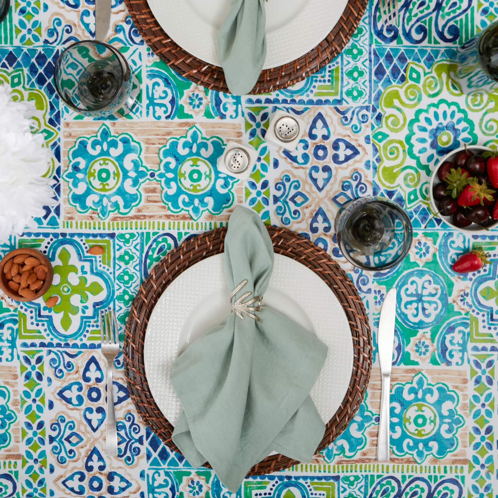 Spanish Tile Vinyl Tablecloth 70&#x22; Round