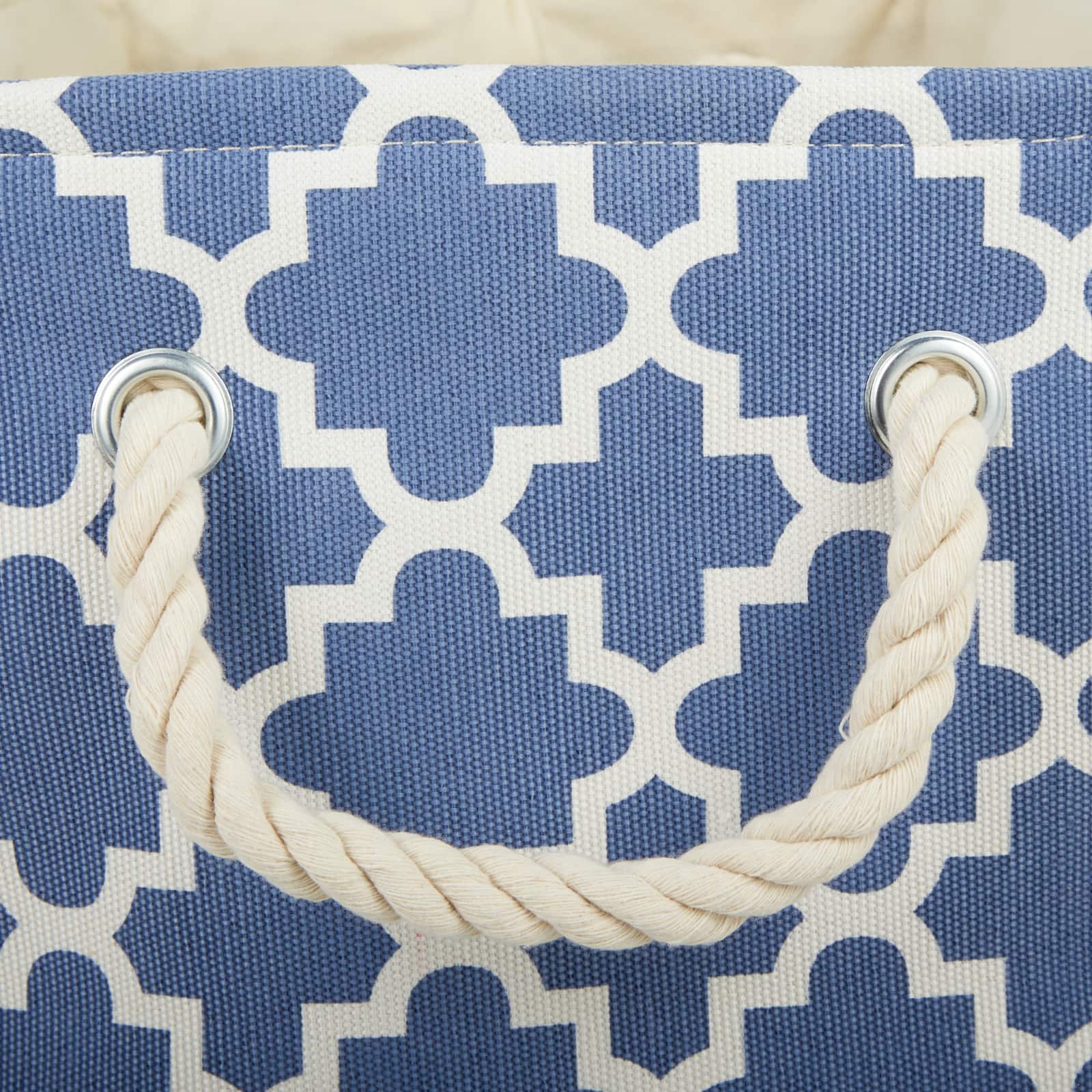 DII® Small Rectangle Lattice Polyester Bin