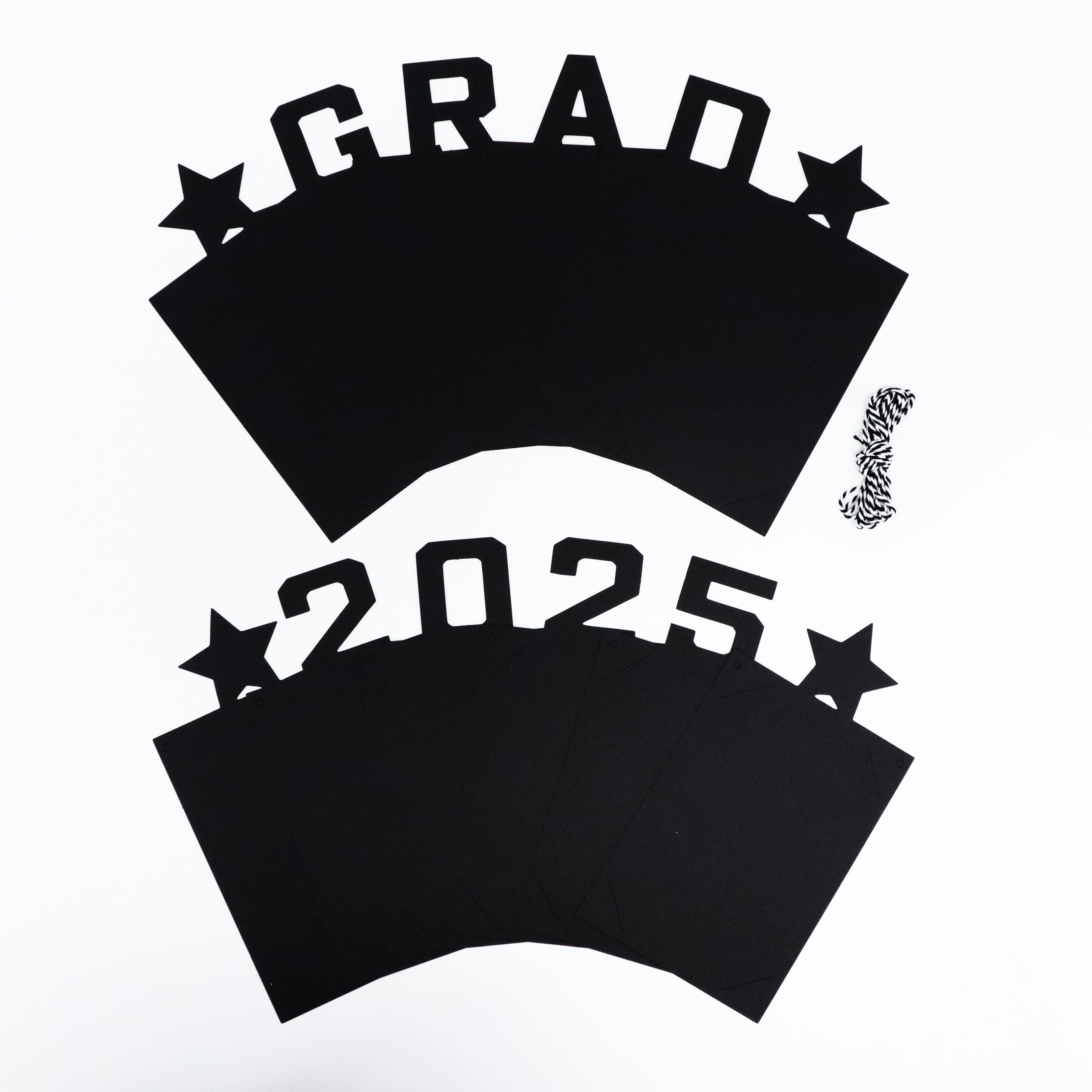 2025 Graduation Picture Garland by Celebrate It™