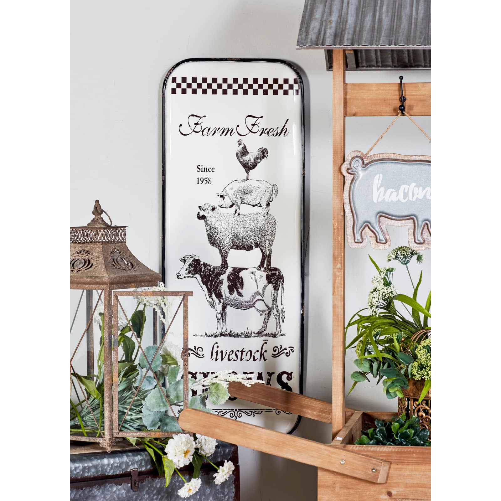 42&#x22; Black &#x26; White Metal Farmhouse Sign Wall D&#xE9;cor