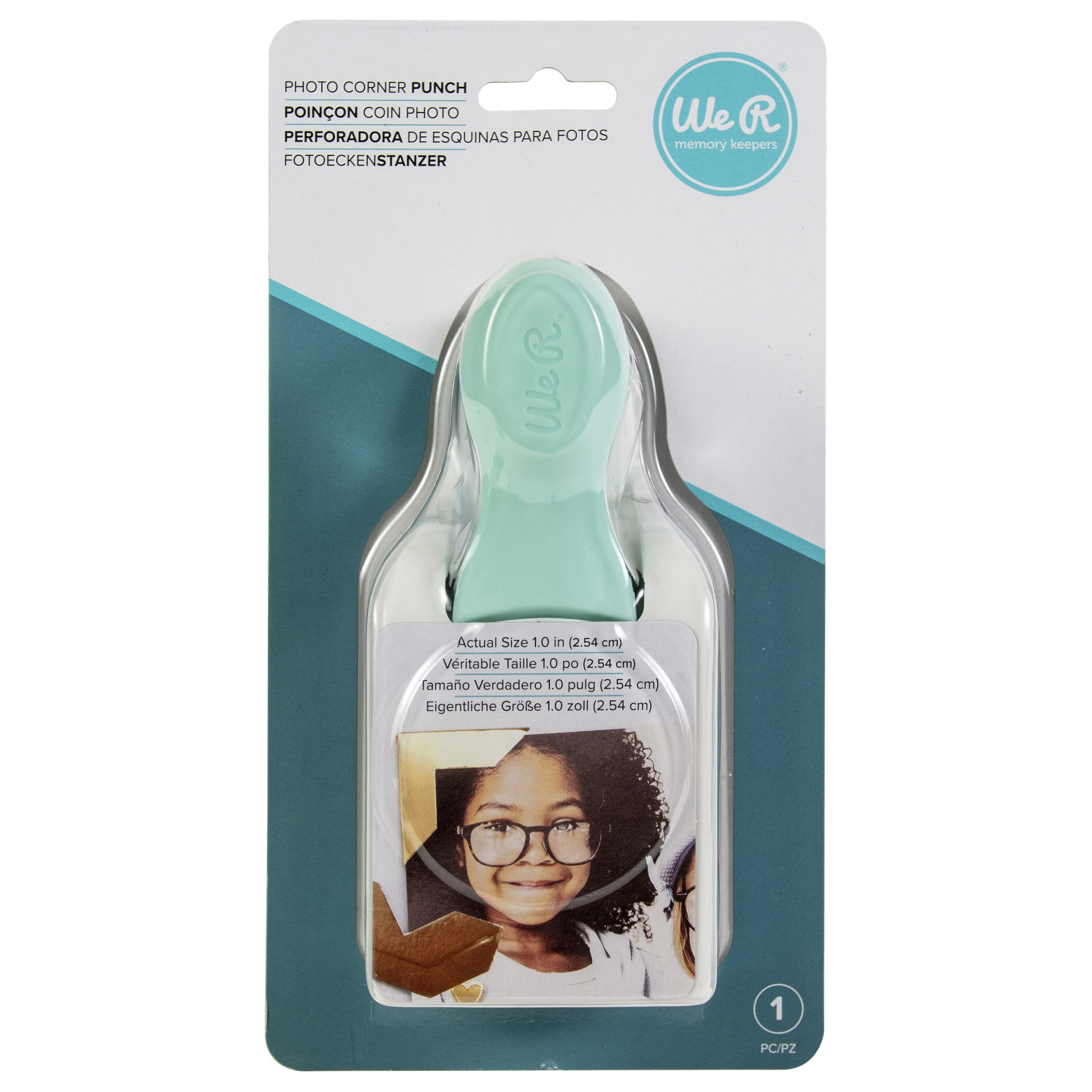 We R Memory Keepers&#xAE; Embossing Punch &#x2013; 1&#x22; Photo Corners