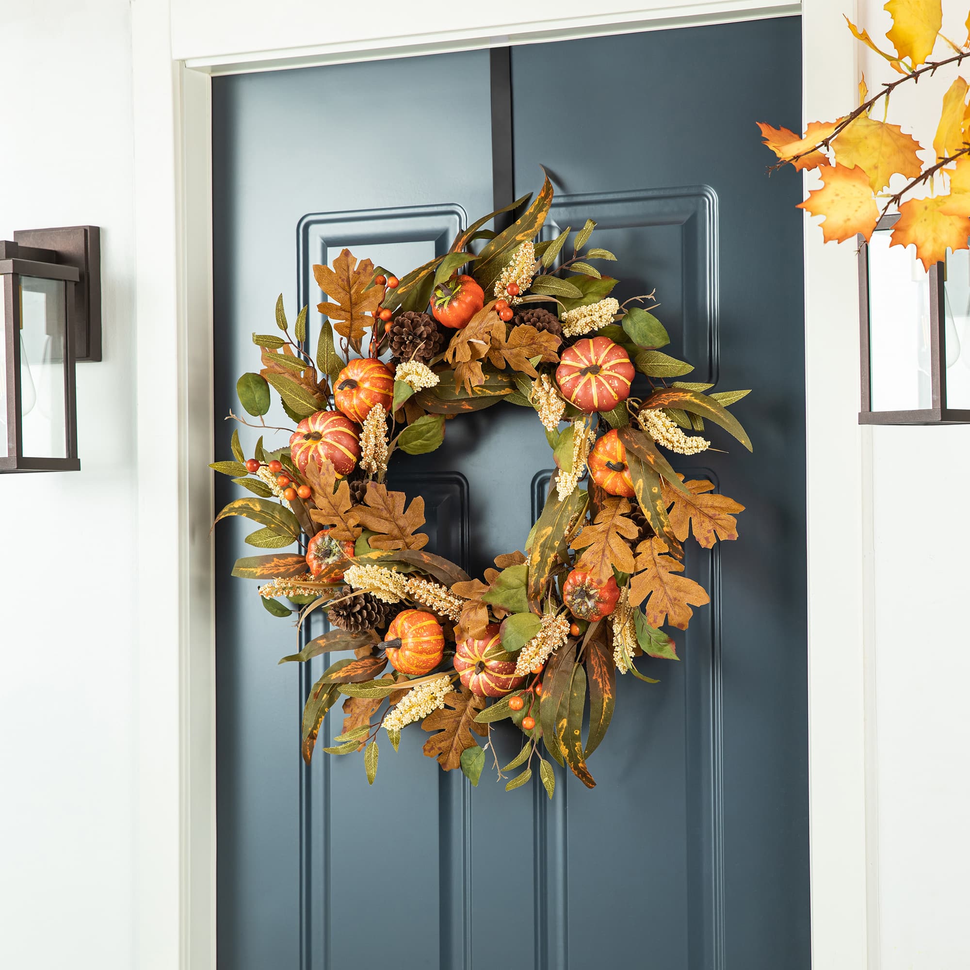 Glitzhome® 24" Fall Pumpkin Leaf Floral Wreath