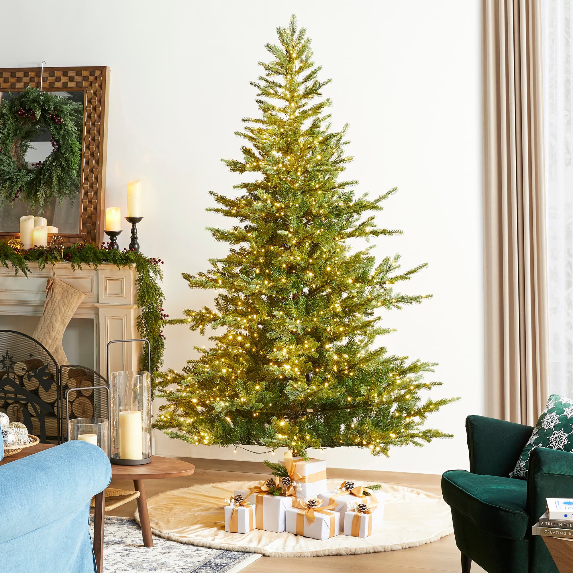 Glitzhome&#xAE; 7.5ft Pre-Lit Green Full Fir Artificial Christmas Tree, Multicolor LED Lights