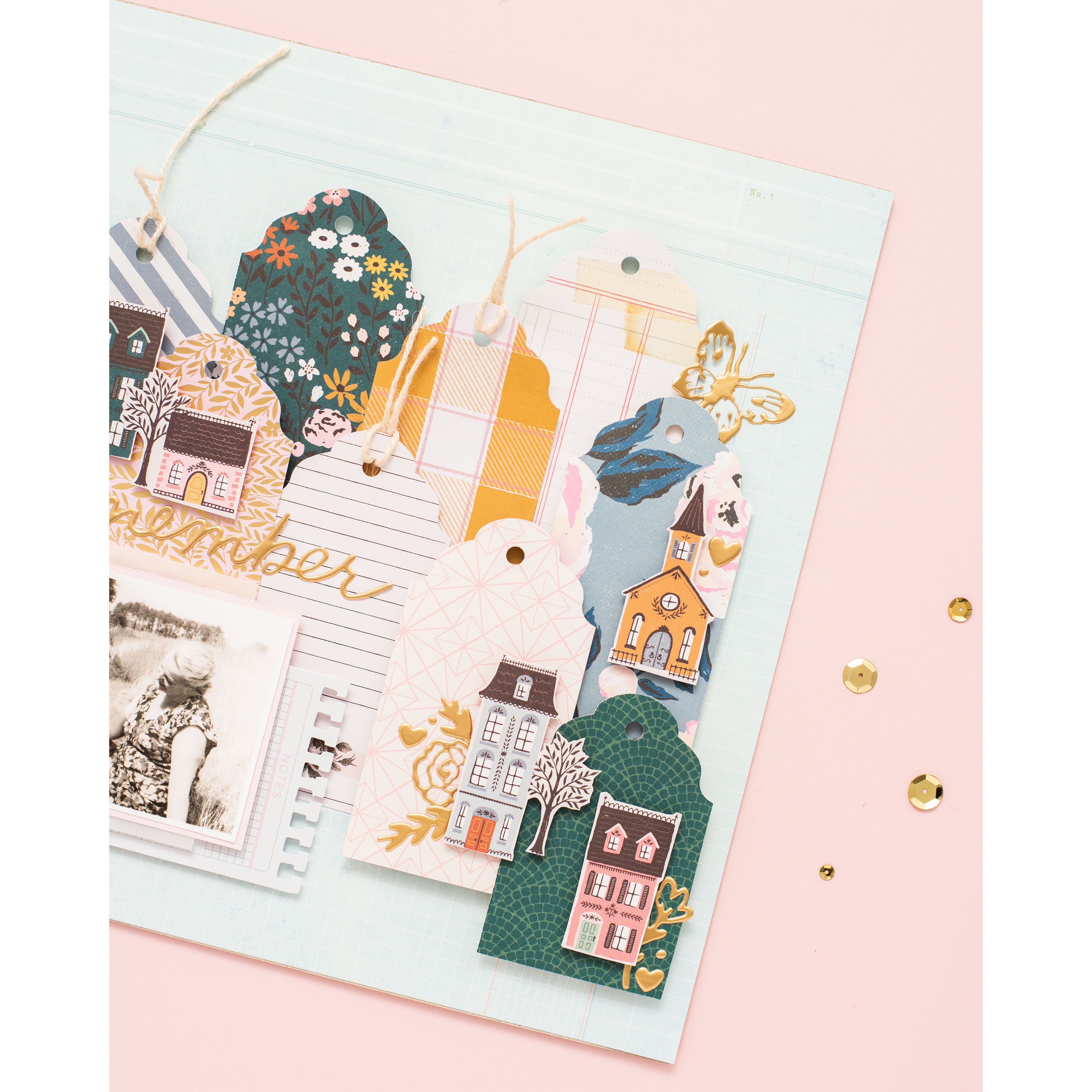 We R Memory Keepers® 3-in-1 Rounded Tag Punch