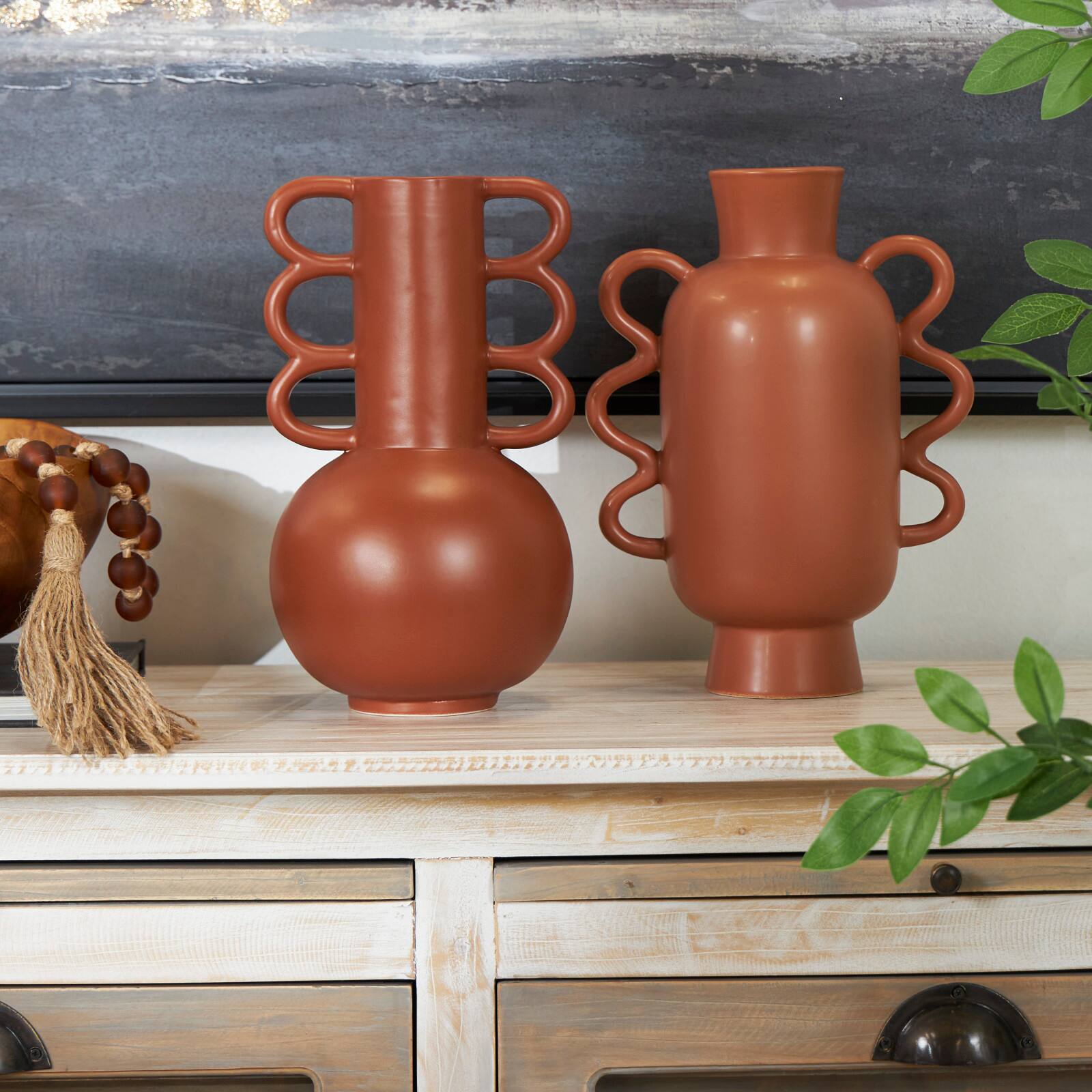 CosmoLiving by Cosmopolitan Geometric Wavy Handles Ceramic Vase Set