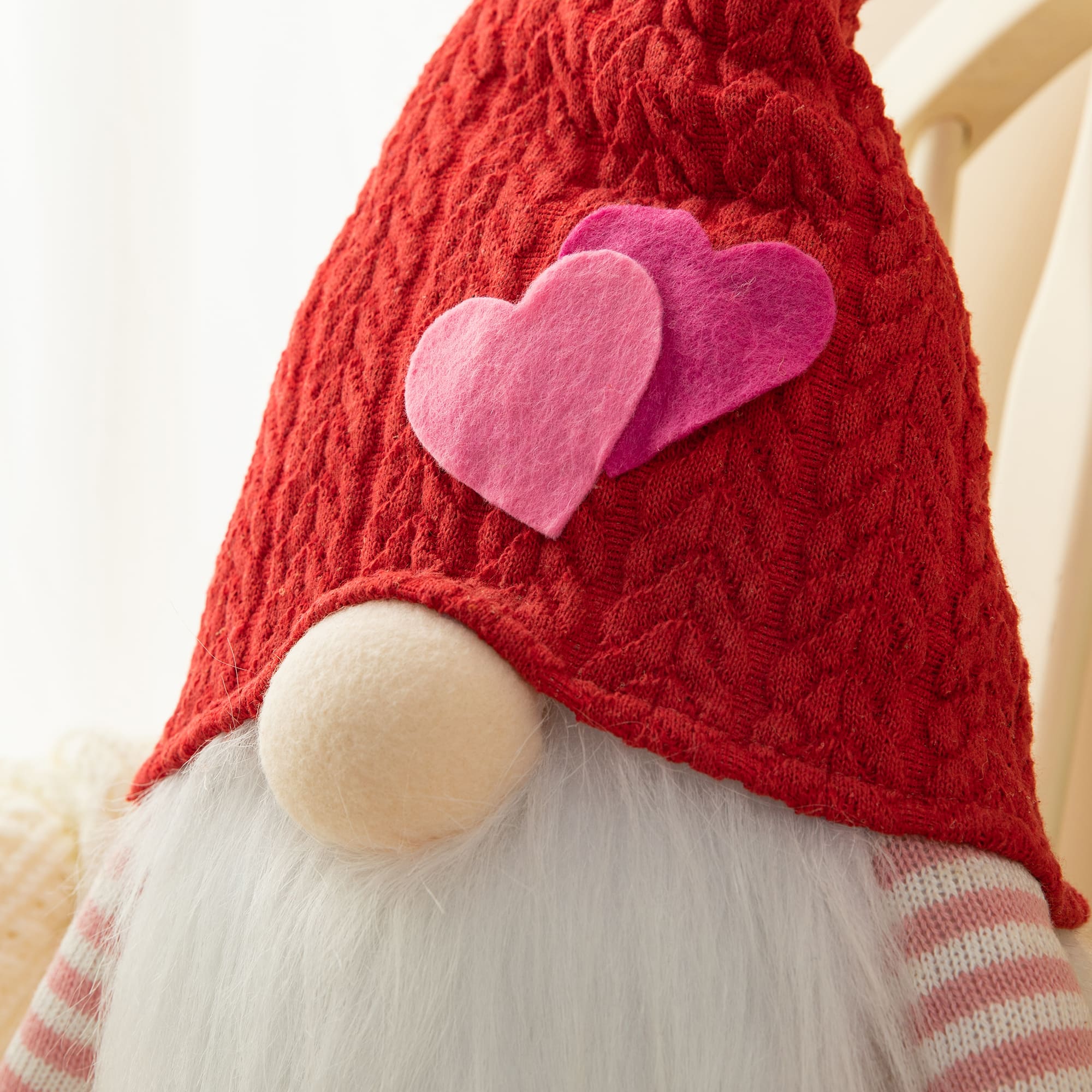 Glitzhome&#xAE; 25.5&#x22; Valentine&#x27;s Standing Fabric Gnome D&#xE9;cor