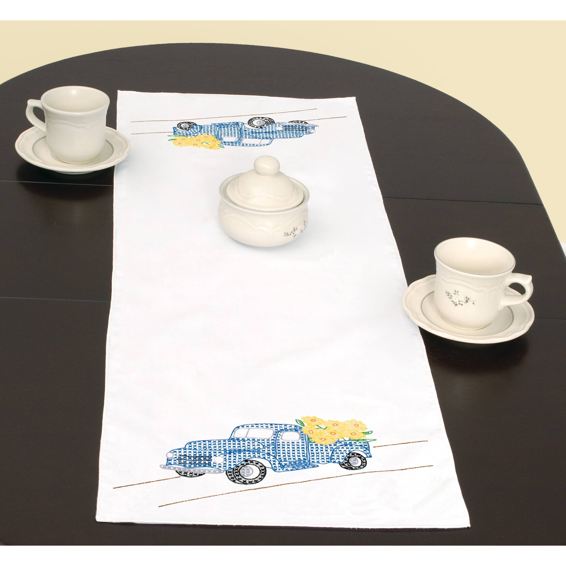 Jack Dempsey Flower Delivery Stamped Table Runner Kit