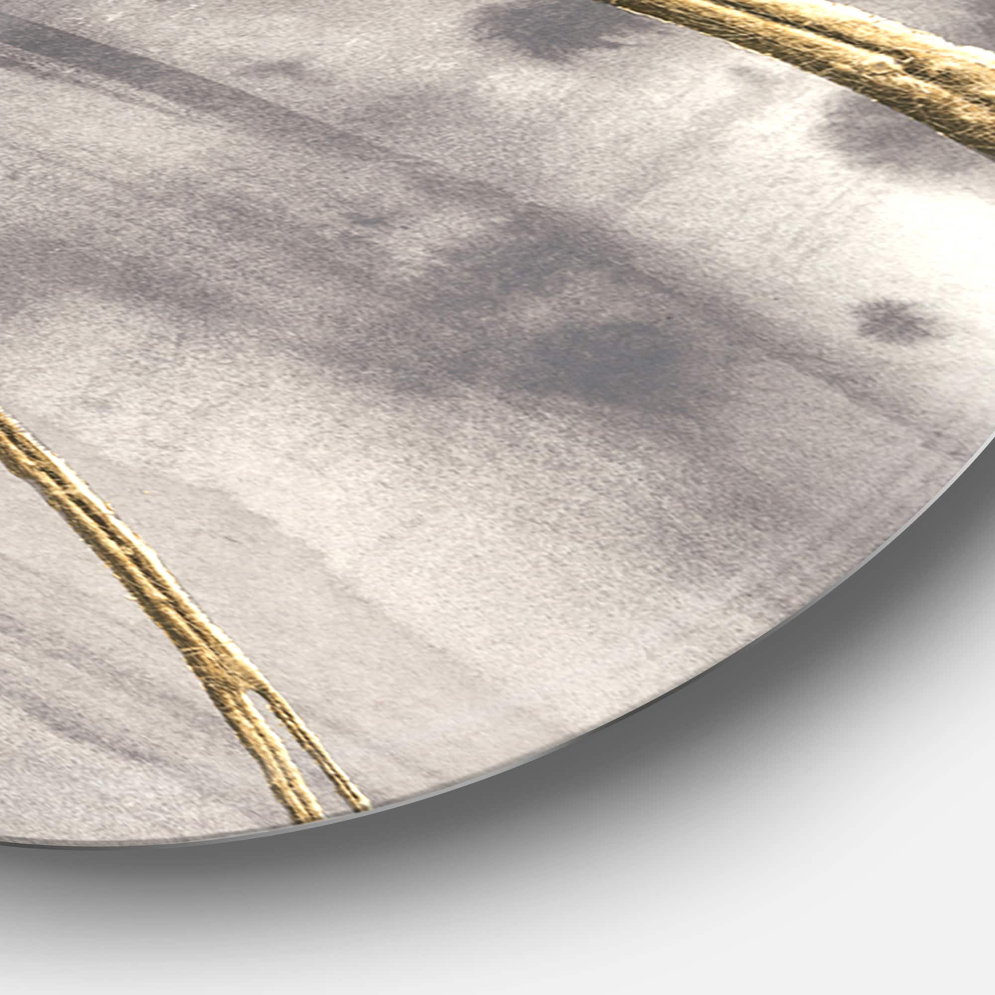 Designart - Glam Painted Arcs I - Glam Metal Circle Wall Art