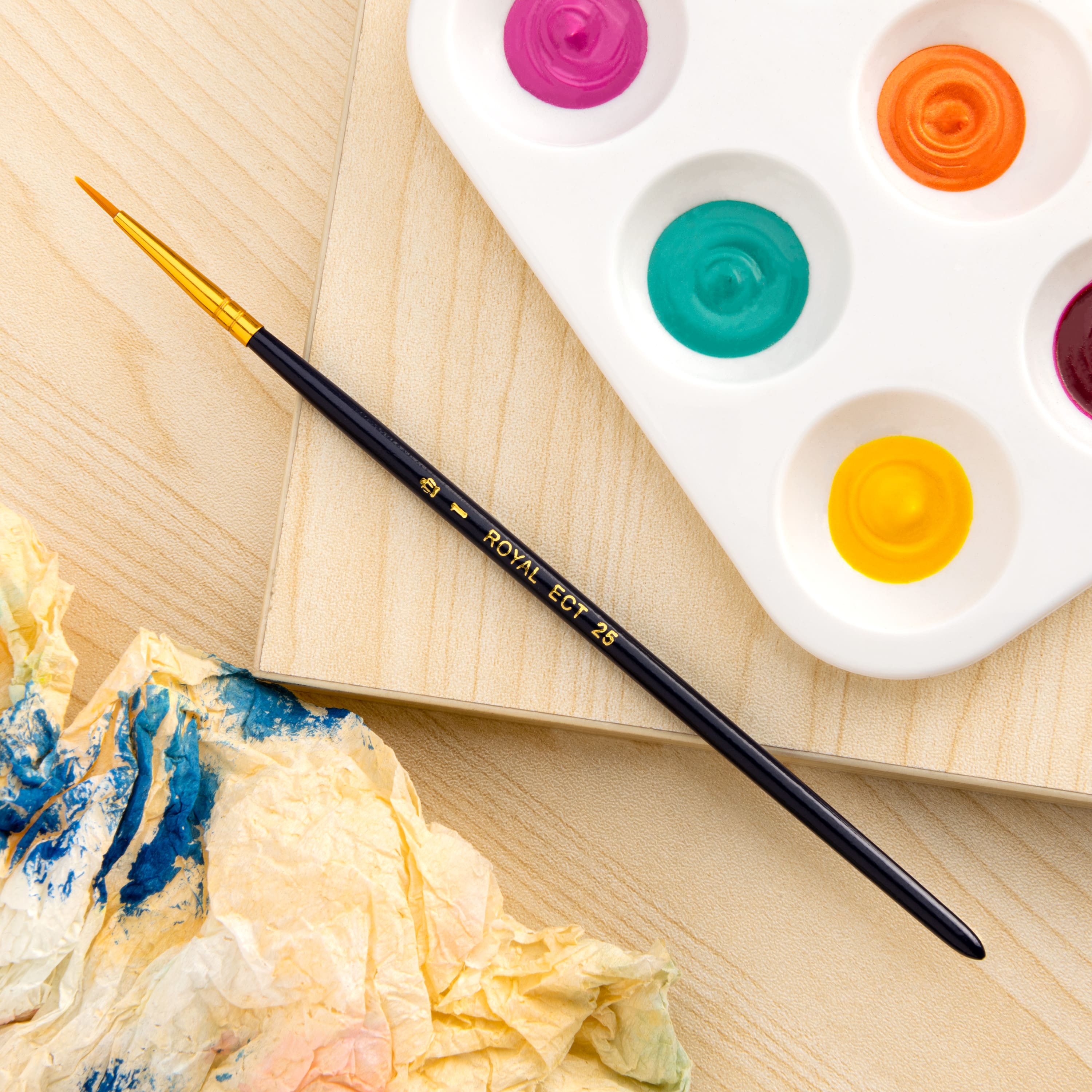 Royal & Langnickel® Golden Taklon Round School Grade Brush