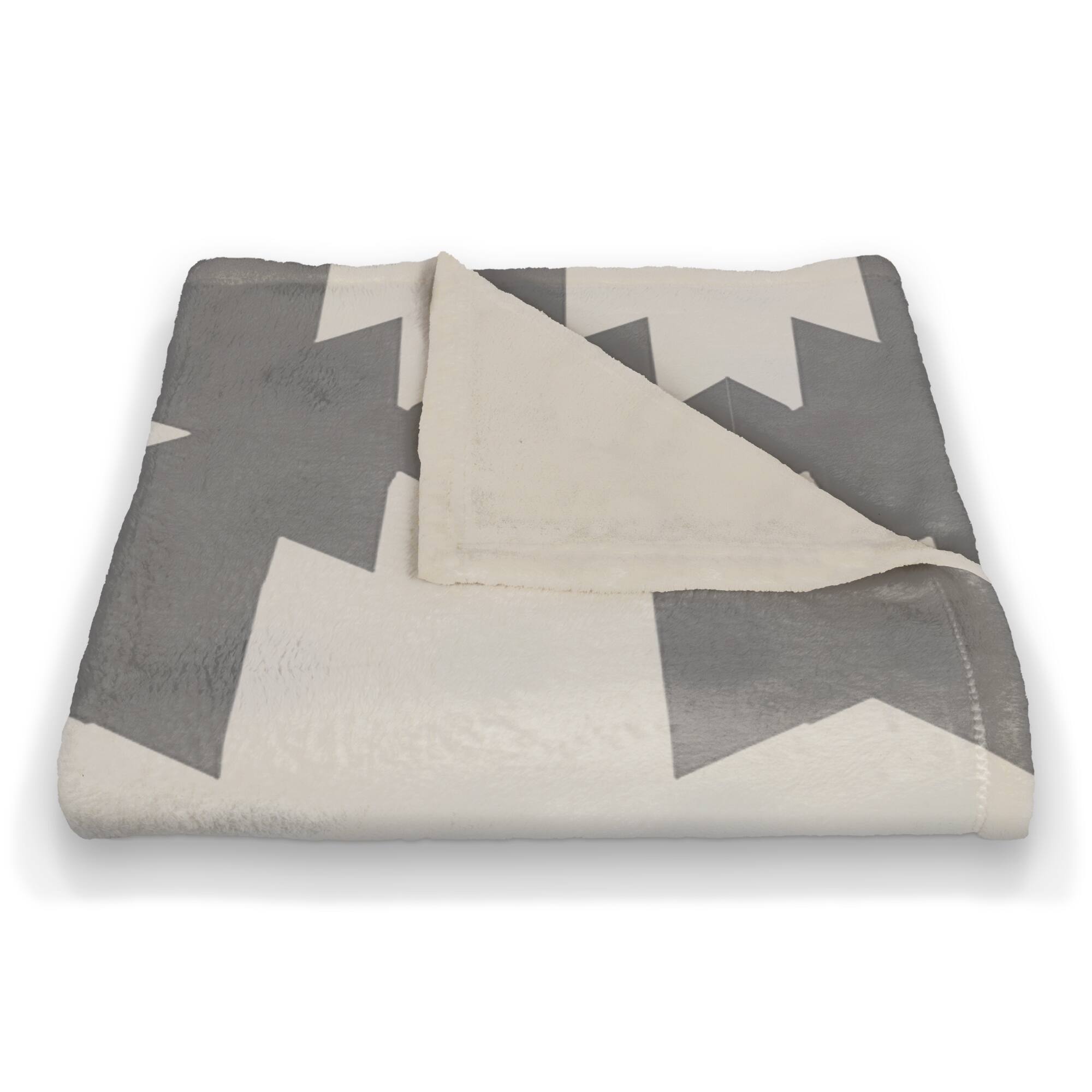 Southwest Style Rows 50" x 60" Coral Fleece Blanket