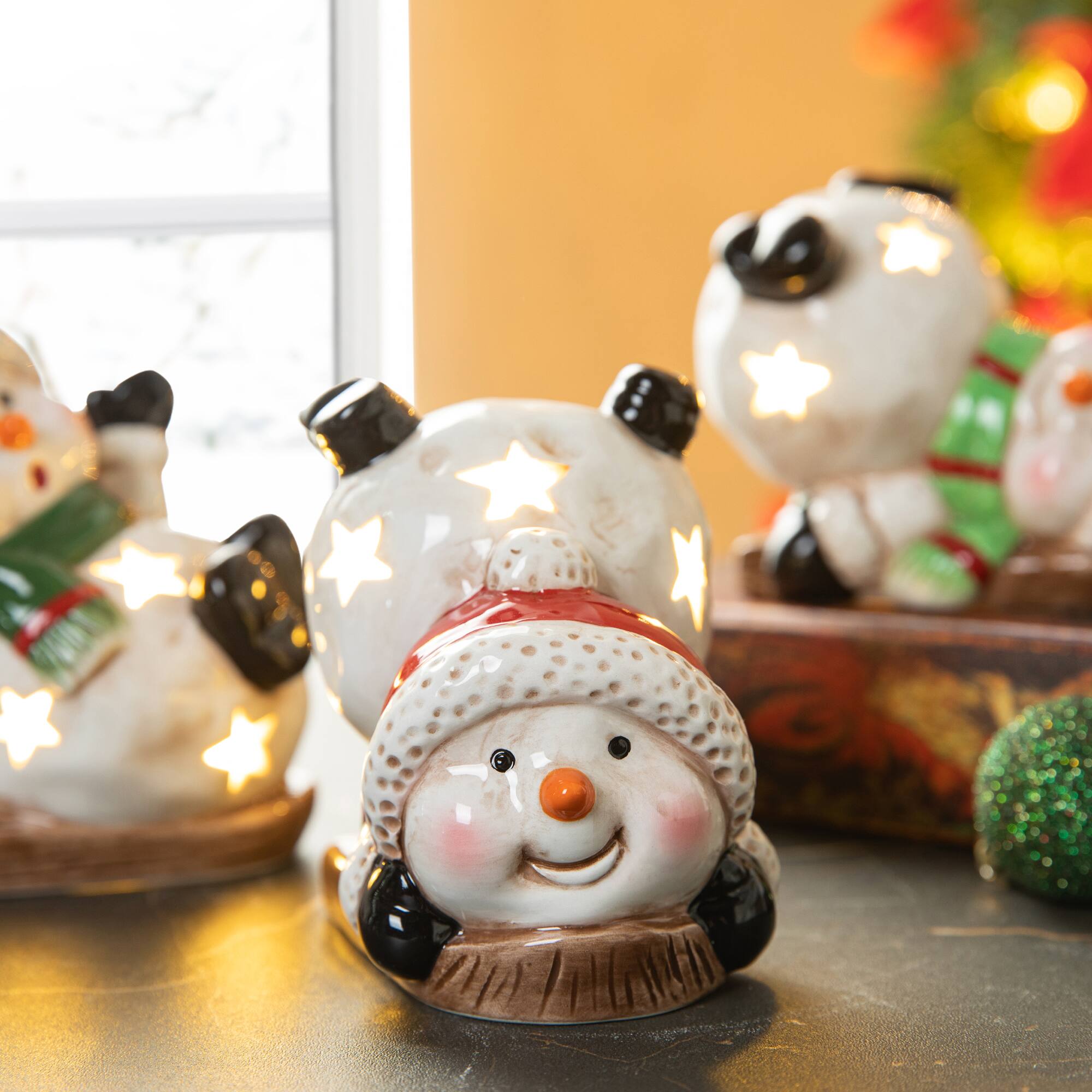 Glitzhome&#xAE; Lighted Ceramic Snowman Table D&#xE9;cor Set