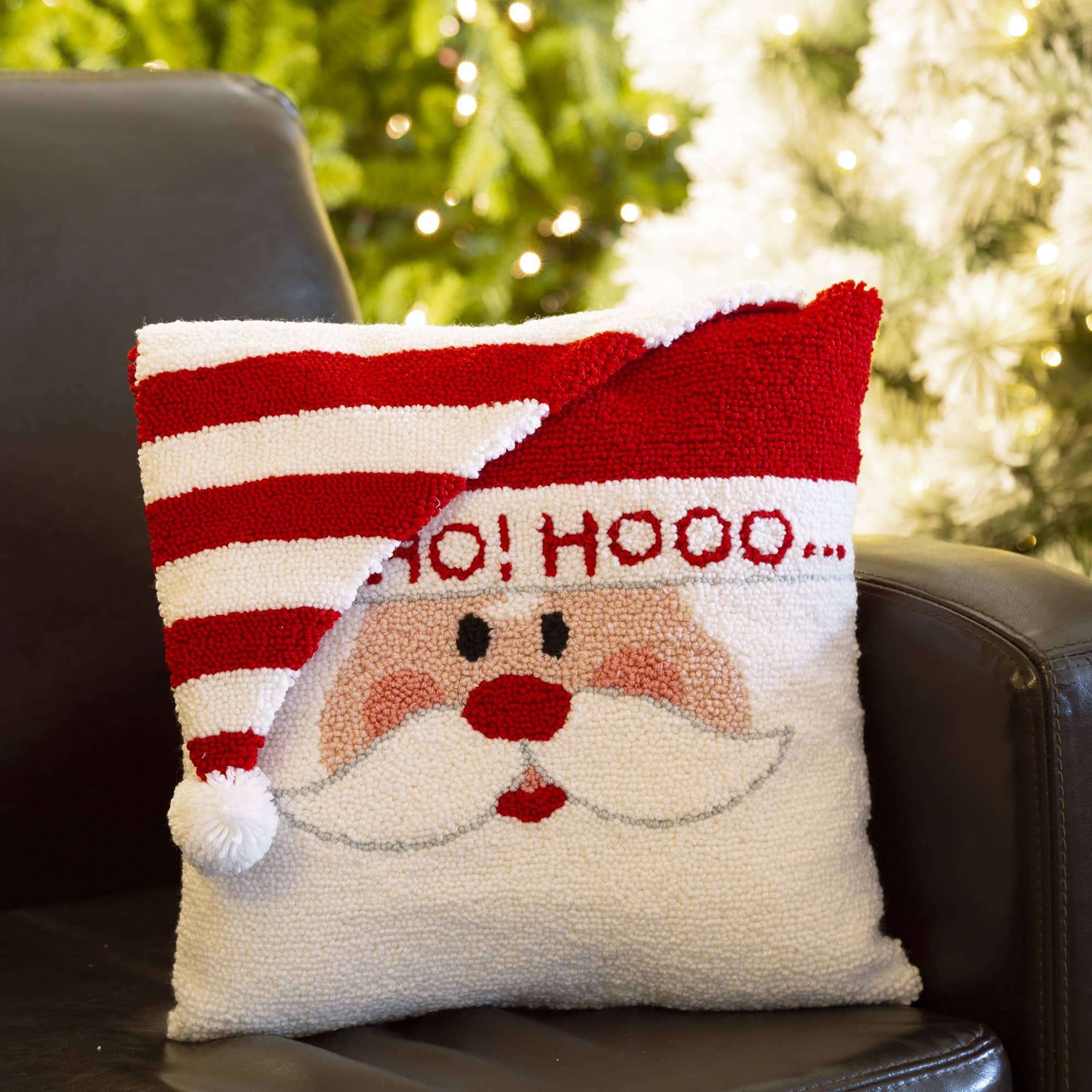 Glitzhome&#xAE; 14&#x22; Hooked 3D Santa Pillow