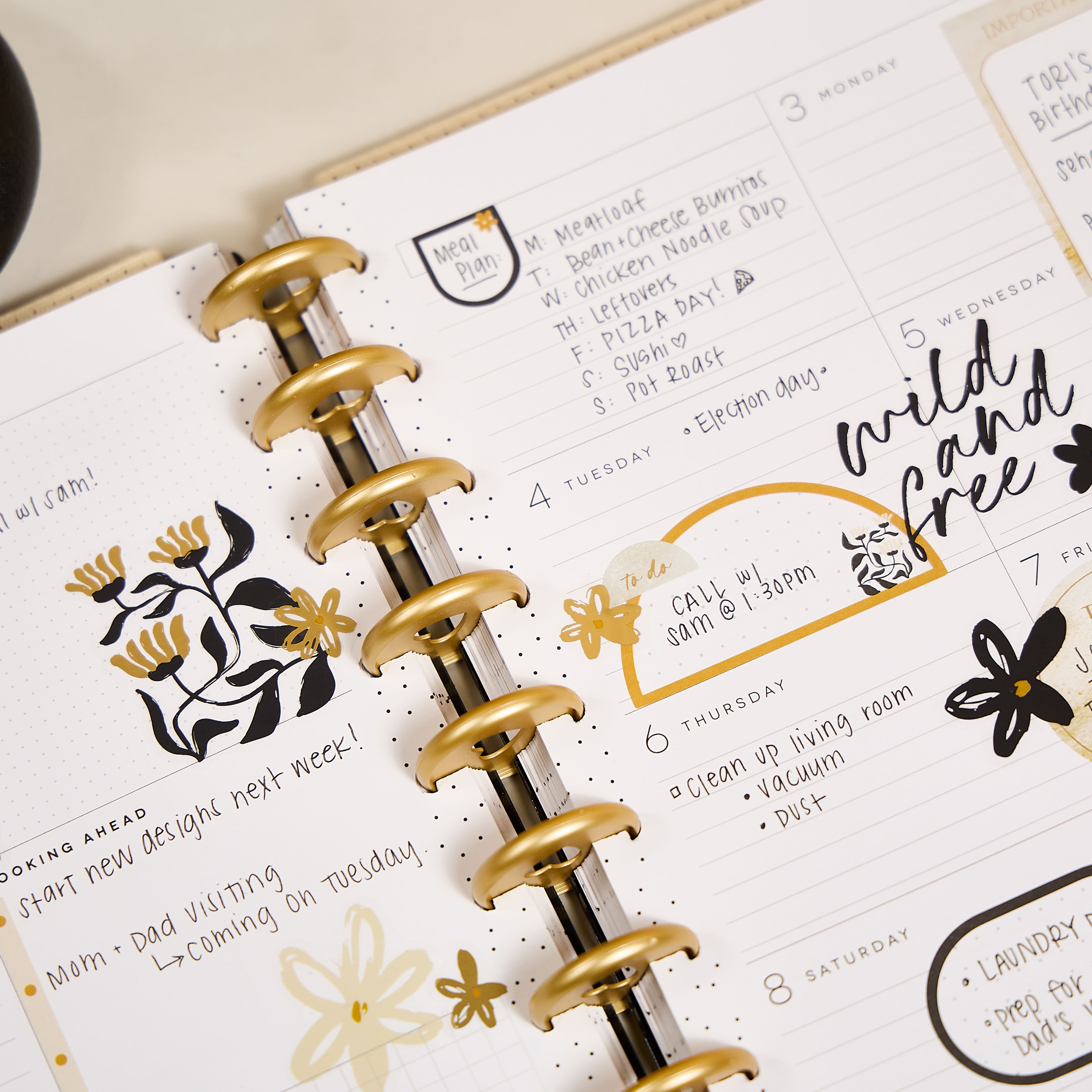 The Classic Happy Planner® Mod Sketches Premium Cover