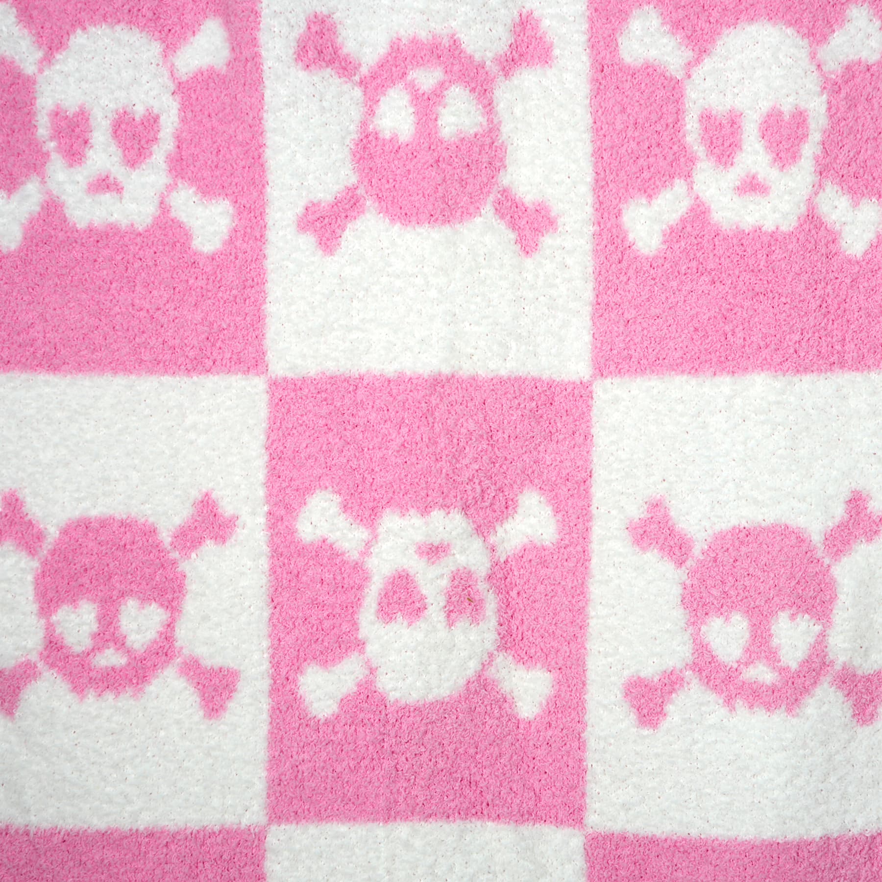 50&#x22; x 60&#x22; Pink &#x26; White Heart Eye Skull &#x26; Crossbones Throw Blanket by Ashland&#xAE;