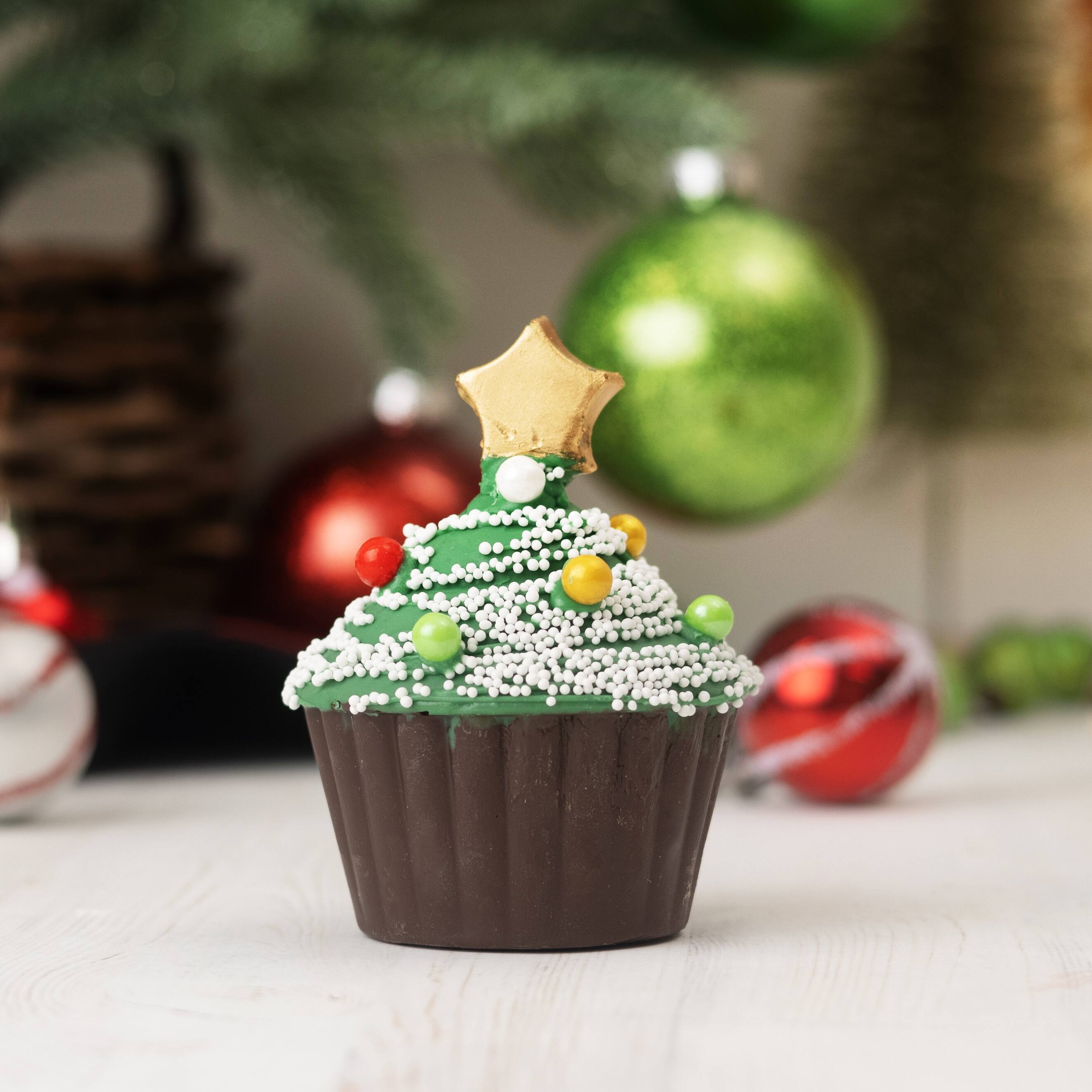 KaBoom Chocolaka Mini Chocolate Cupcake Piñata Mold