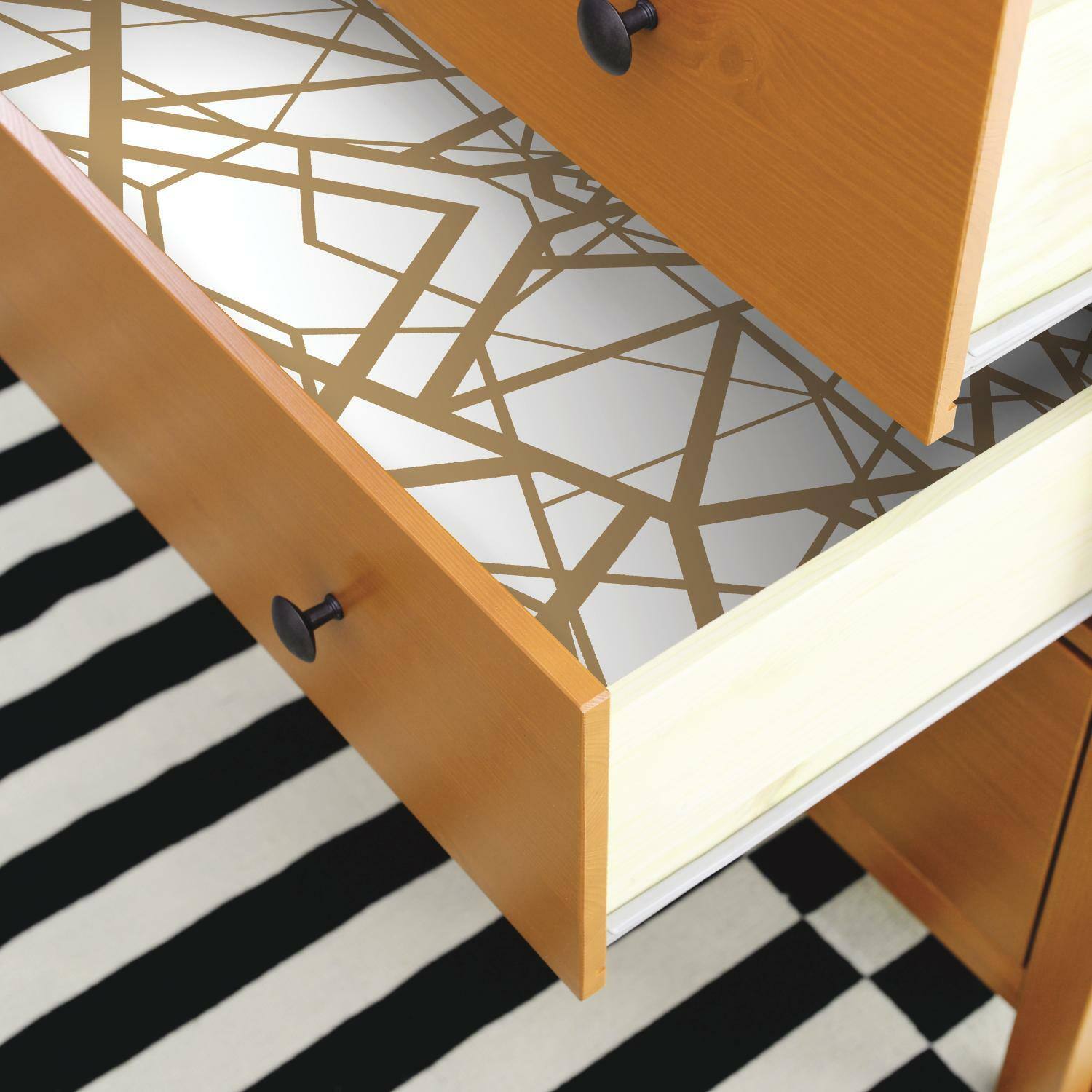 RoomMates White & Gold Shatter Geometric Peel & Stick Wallpaper