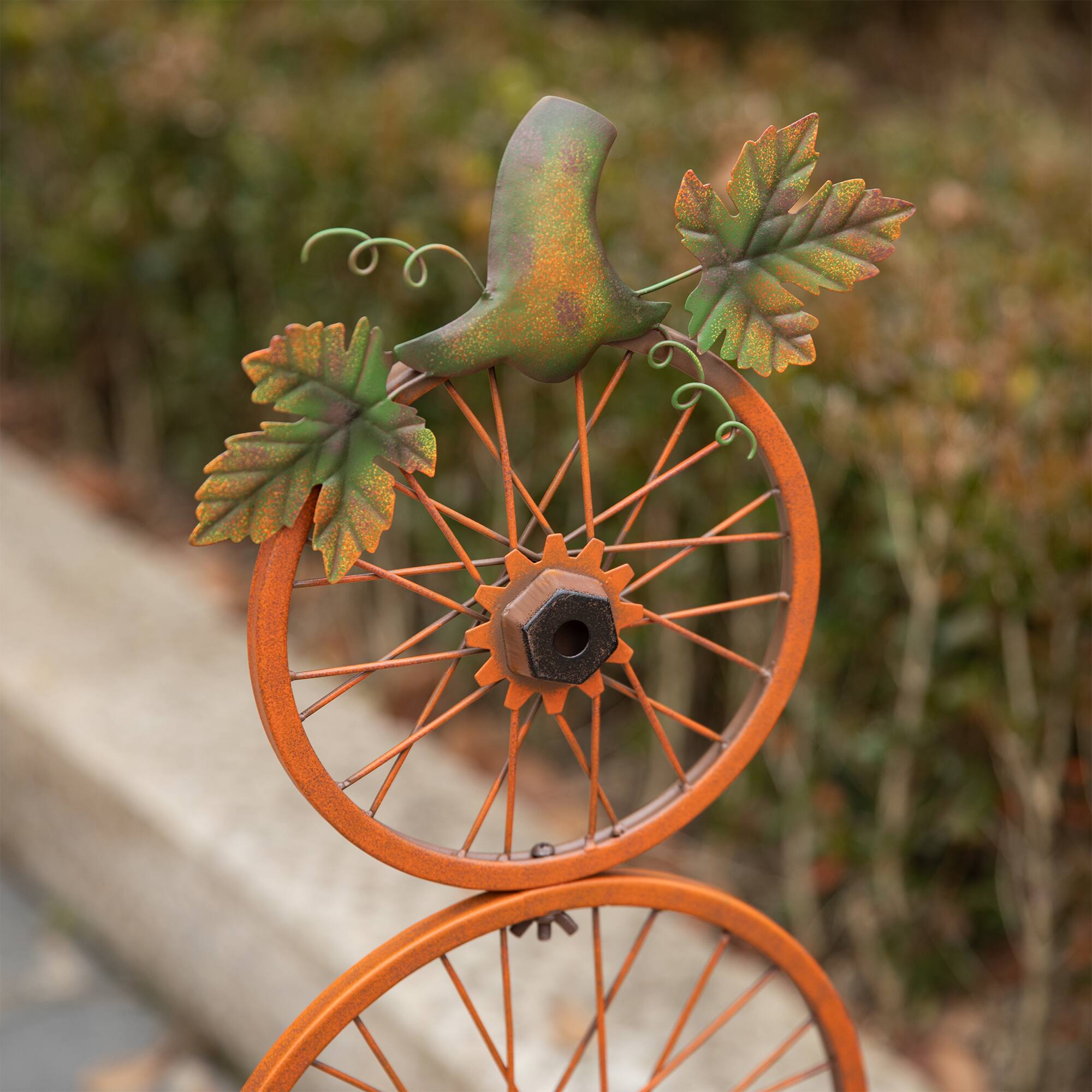 Glitzhome® 33.25" Fall Metal Bicycle Wheel Pumpkin Porch Décor